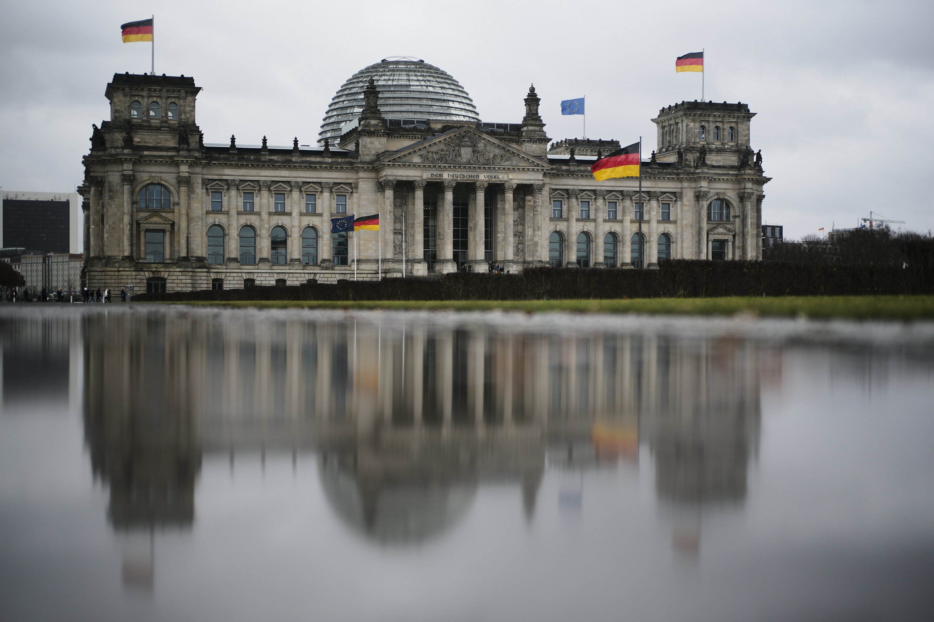 German accused of transferring parliamentary plans to Russia