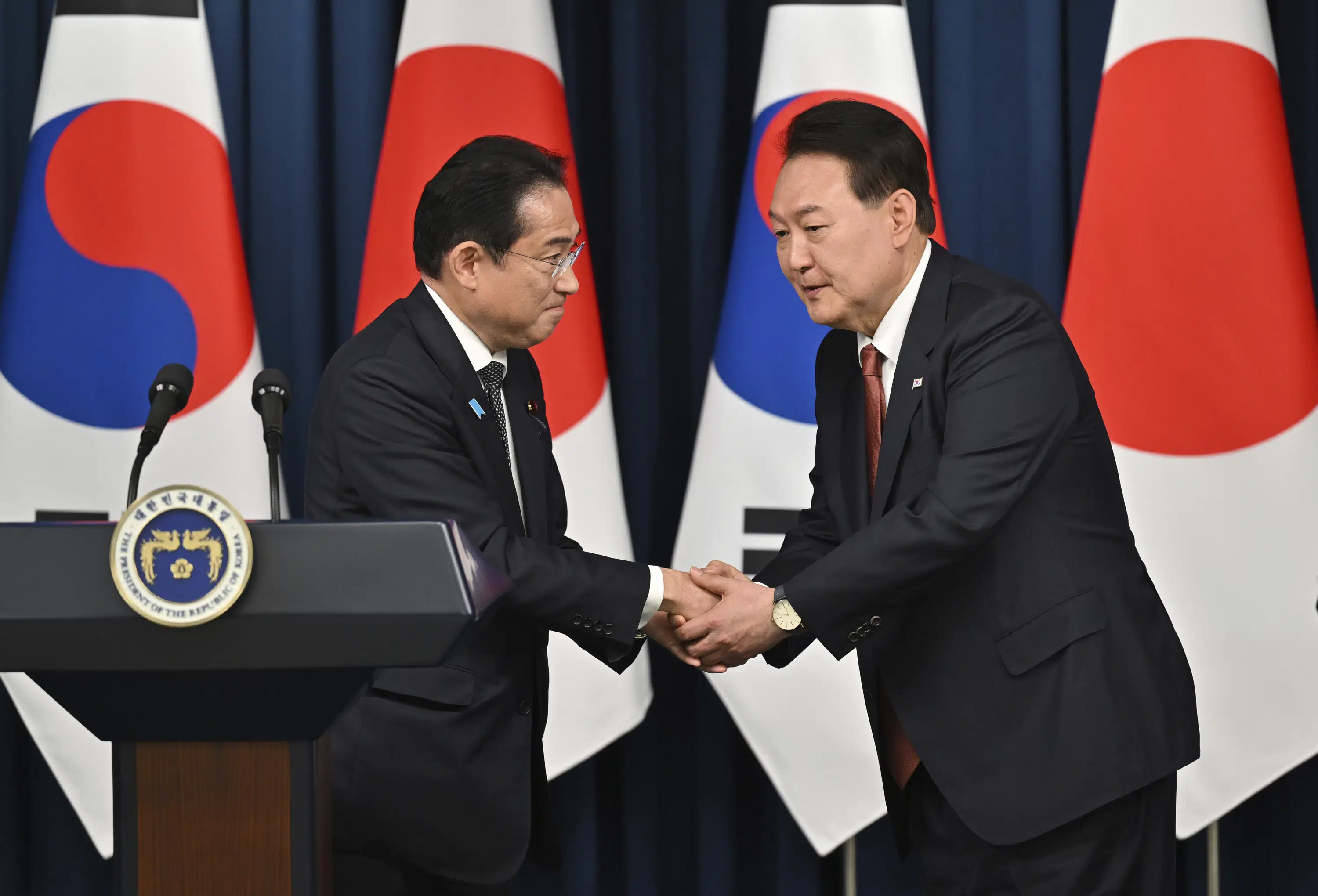 Japan leader expresses sympathy for Korean colonial victims