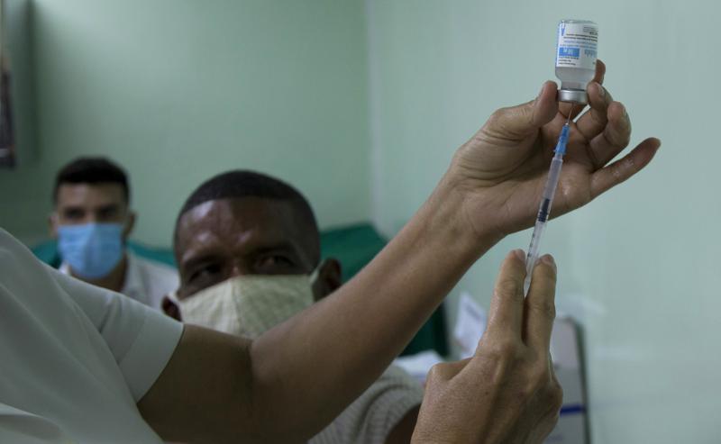Eficiencia de vacunas cubanas abre expectativas de exportar