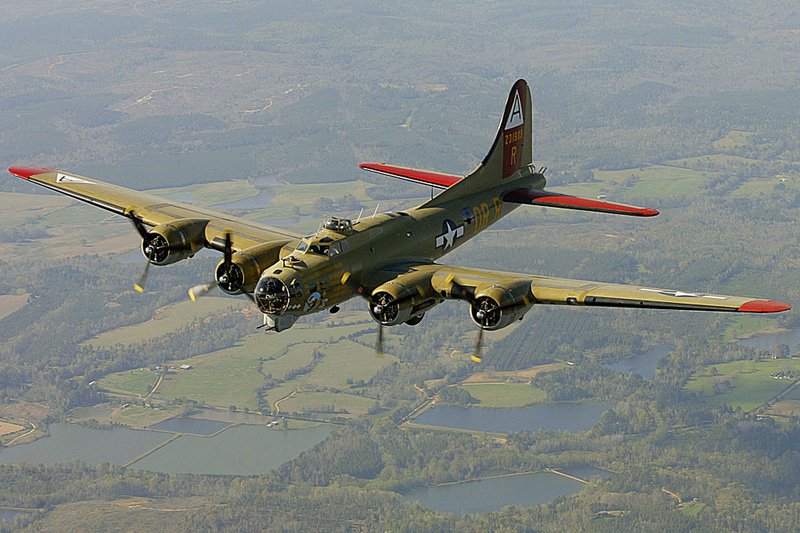 B 17 Crash Raises Questions About Vintage Plane Safety