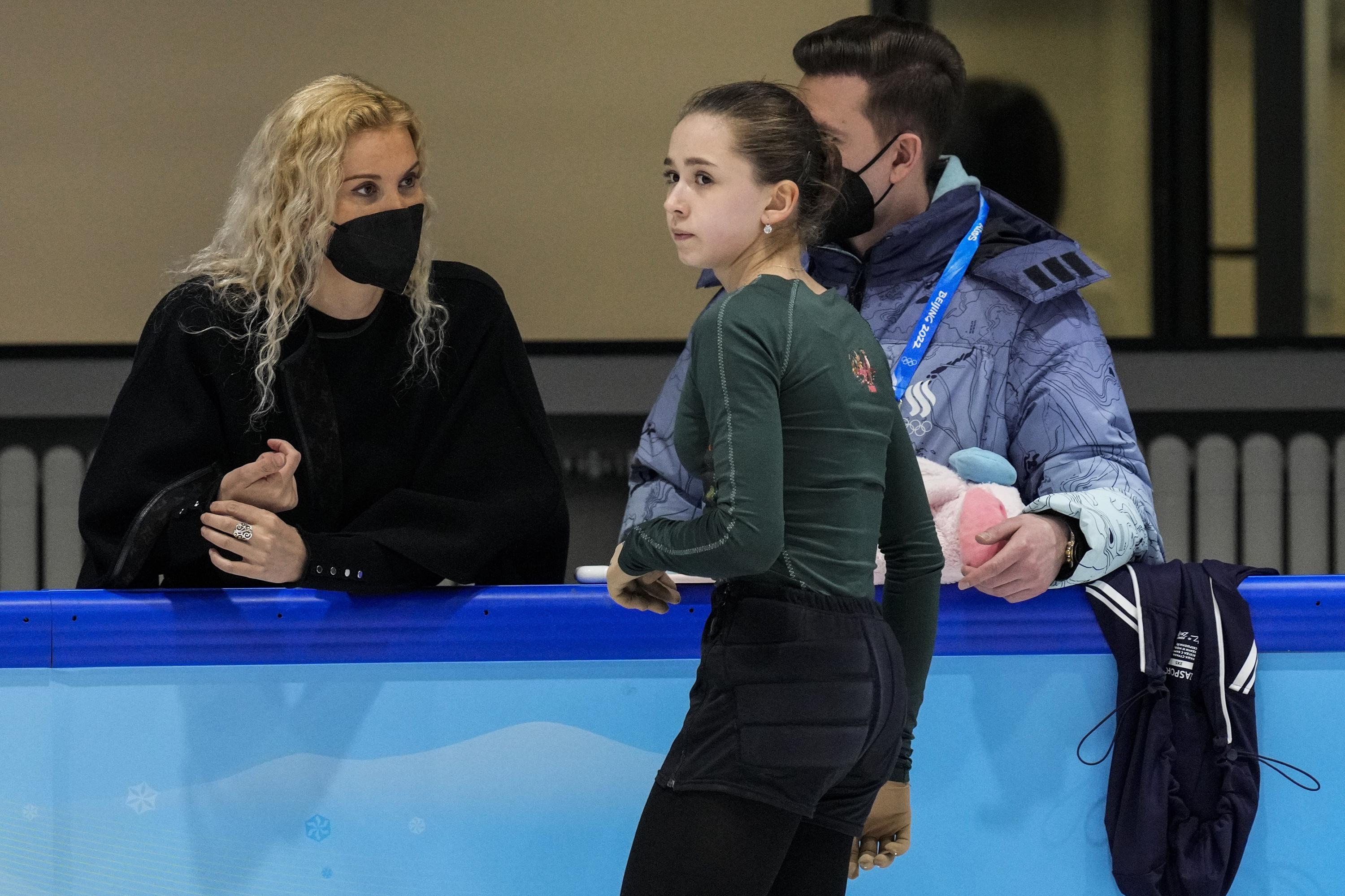 Russian coach produces teen skating stars with short careers | AP News