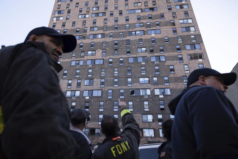 Safety doors failed in Bronx high-rise fire that killed 17 (apnews.com)