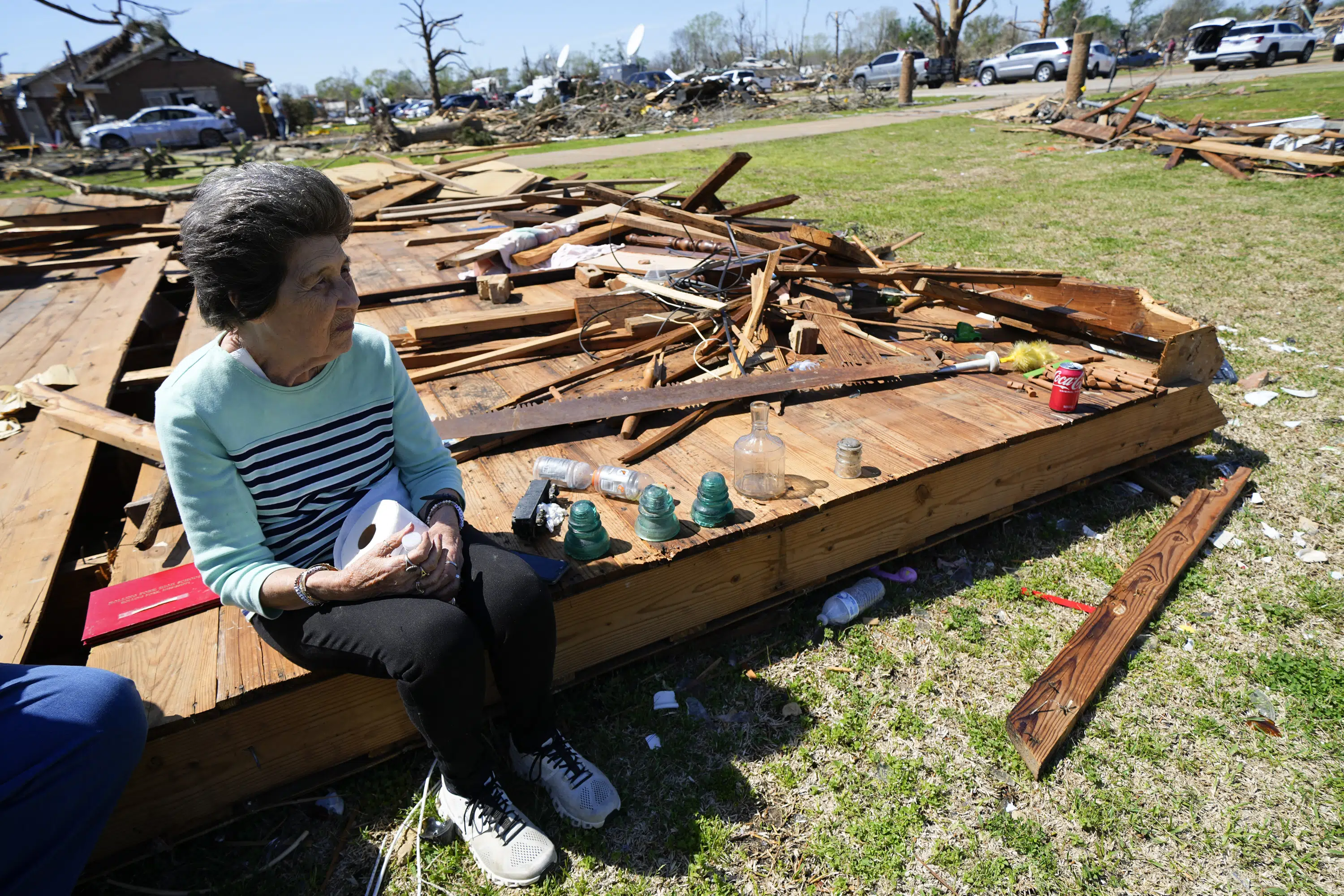 Mississippi tornado victims wonder, 'How can we rebuild?'