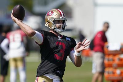 Falcons Add Former First Round Pick Rosen To Backup Qb Race Falcons Add Former First Round Pick Rosen To Backup Qb Race