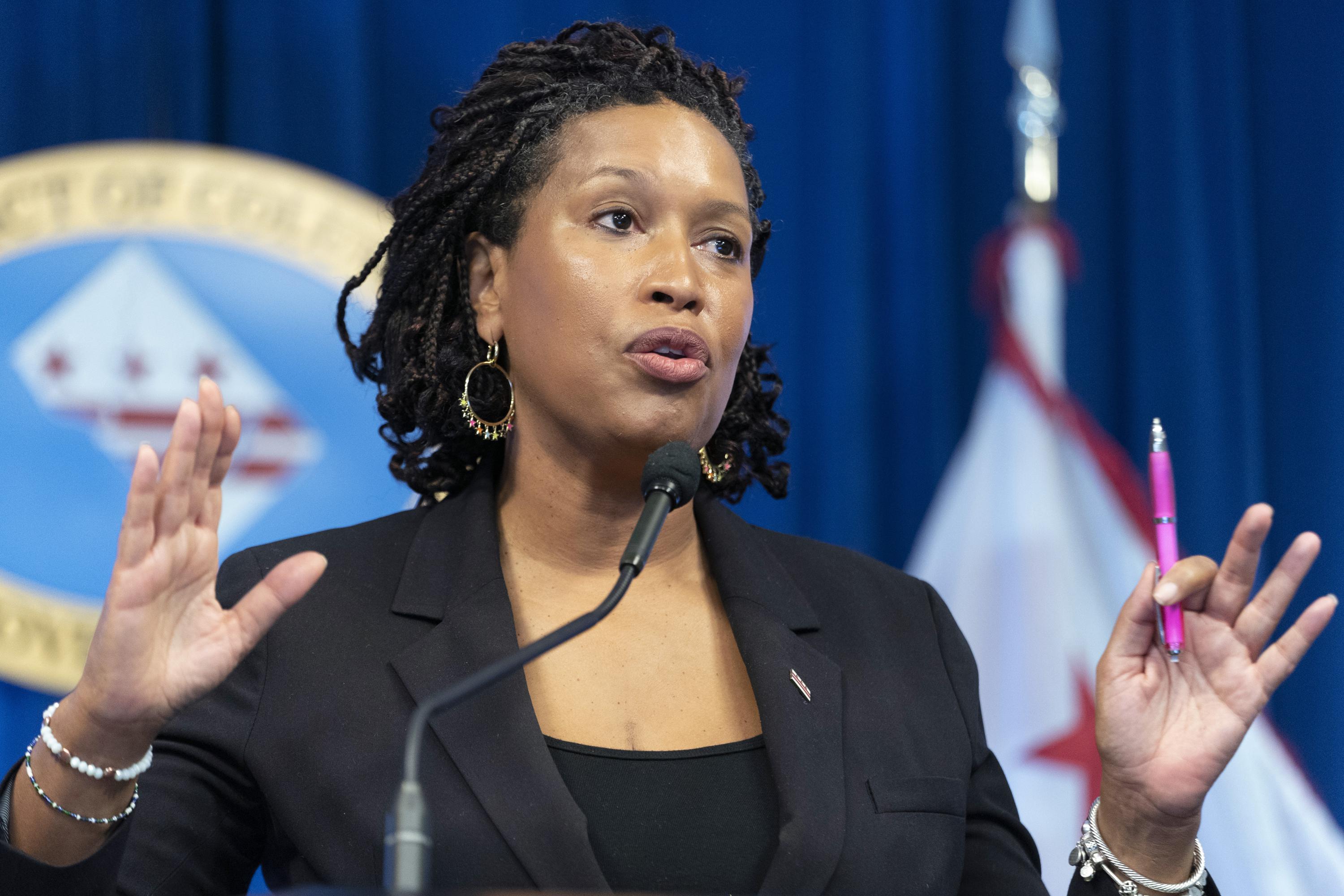 DC mayor and council at odds over new criminal code