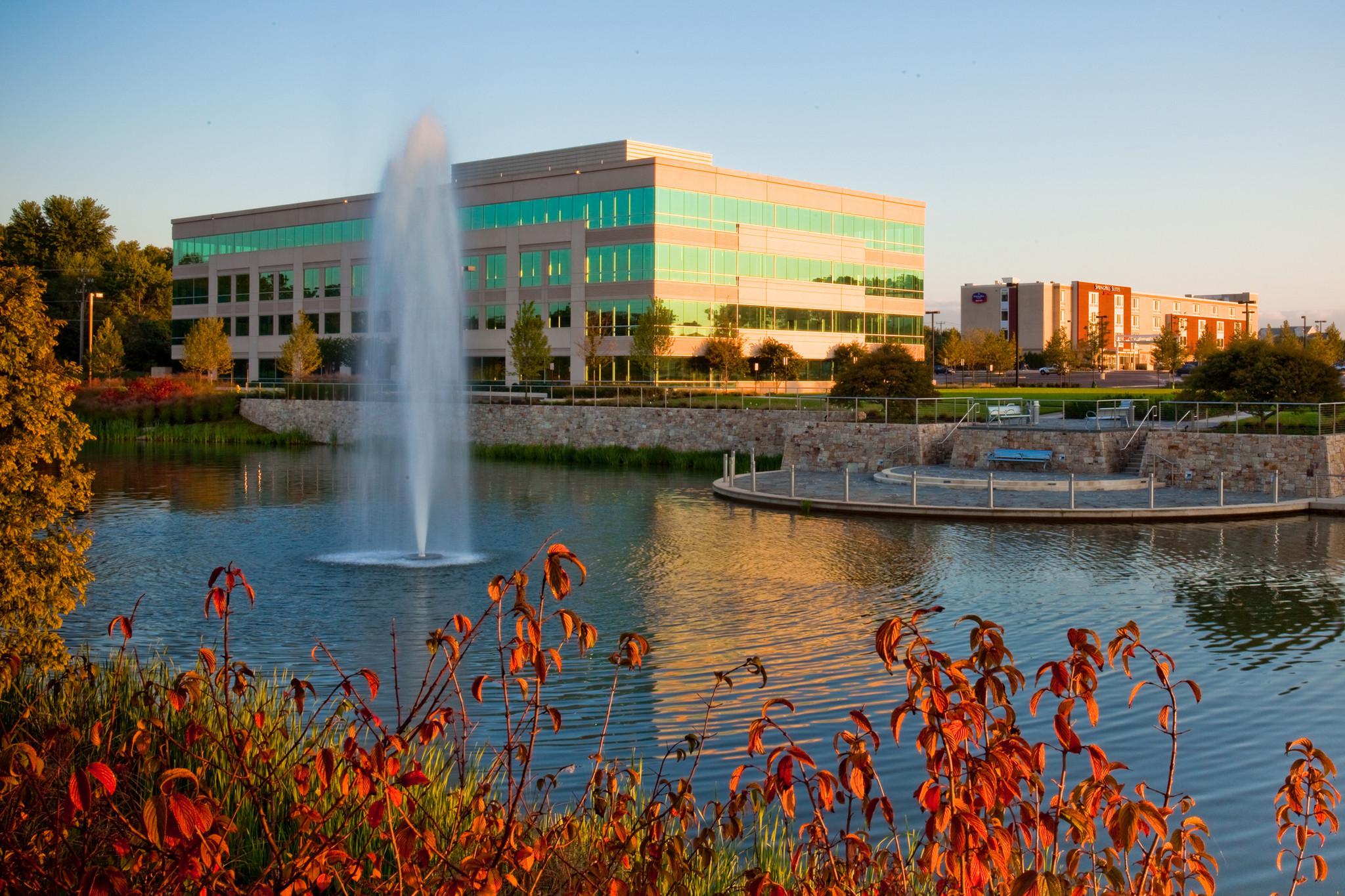 Lakeview Center Plaza a Pure Office Building AP News