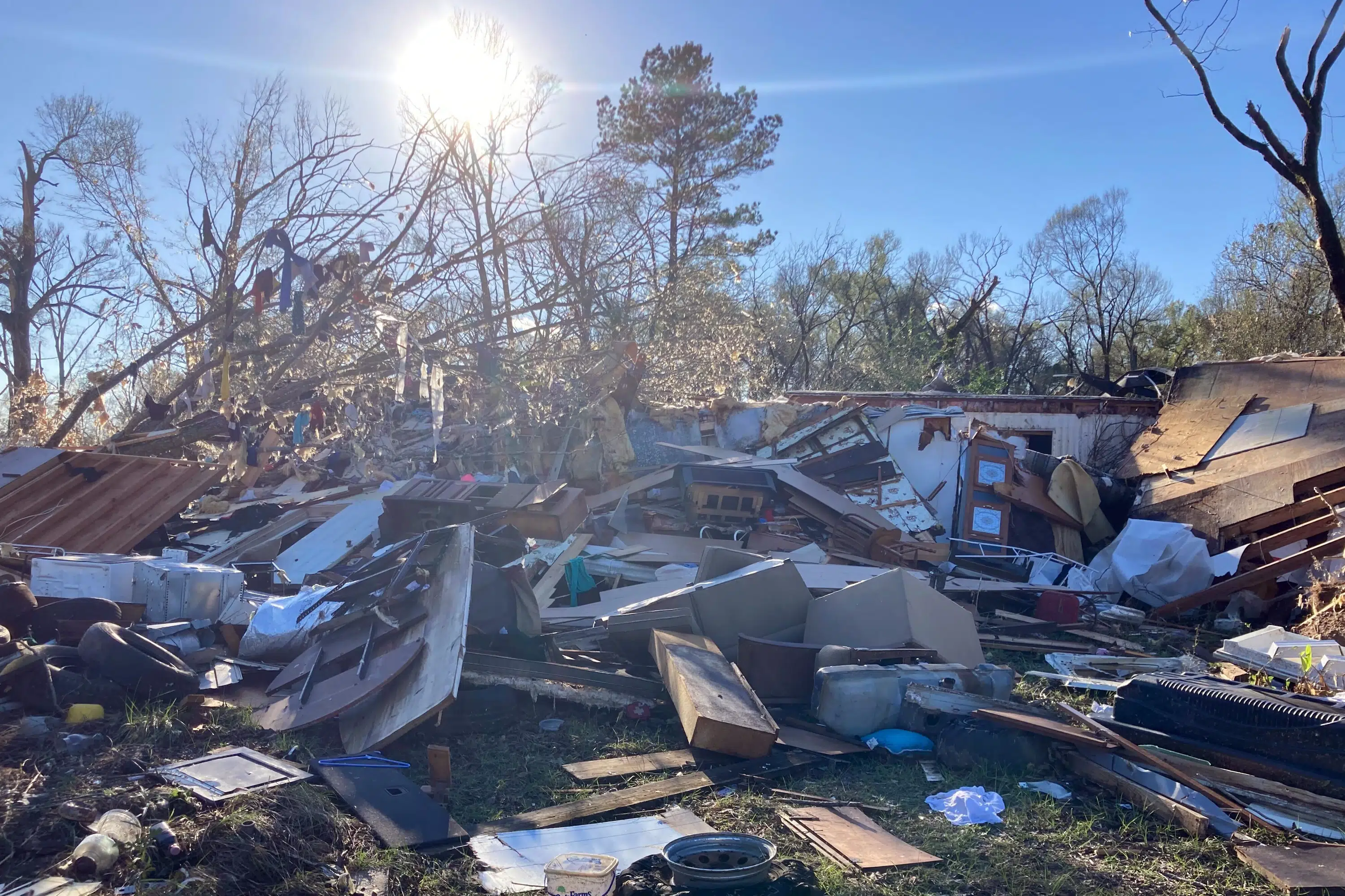 Families shattered by tornadoes in Louisiana and Mississippi