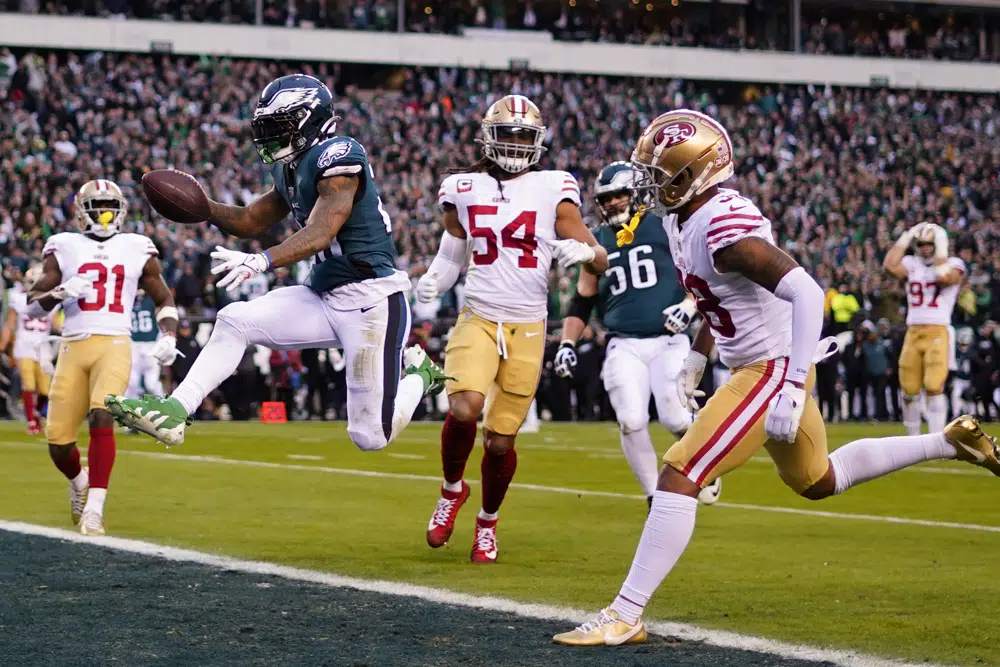 49ers remaining 2 QBs injured as Eagles soar in NFC Championship