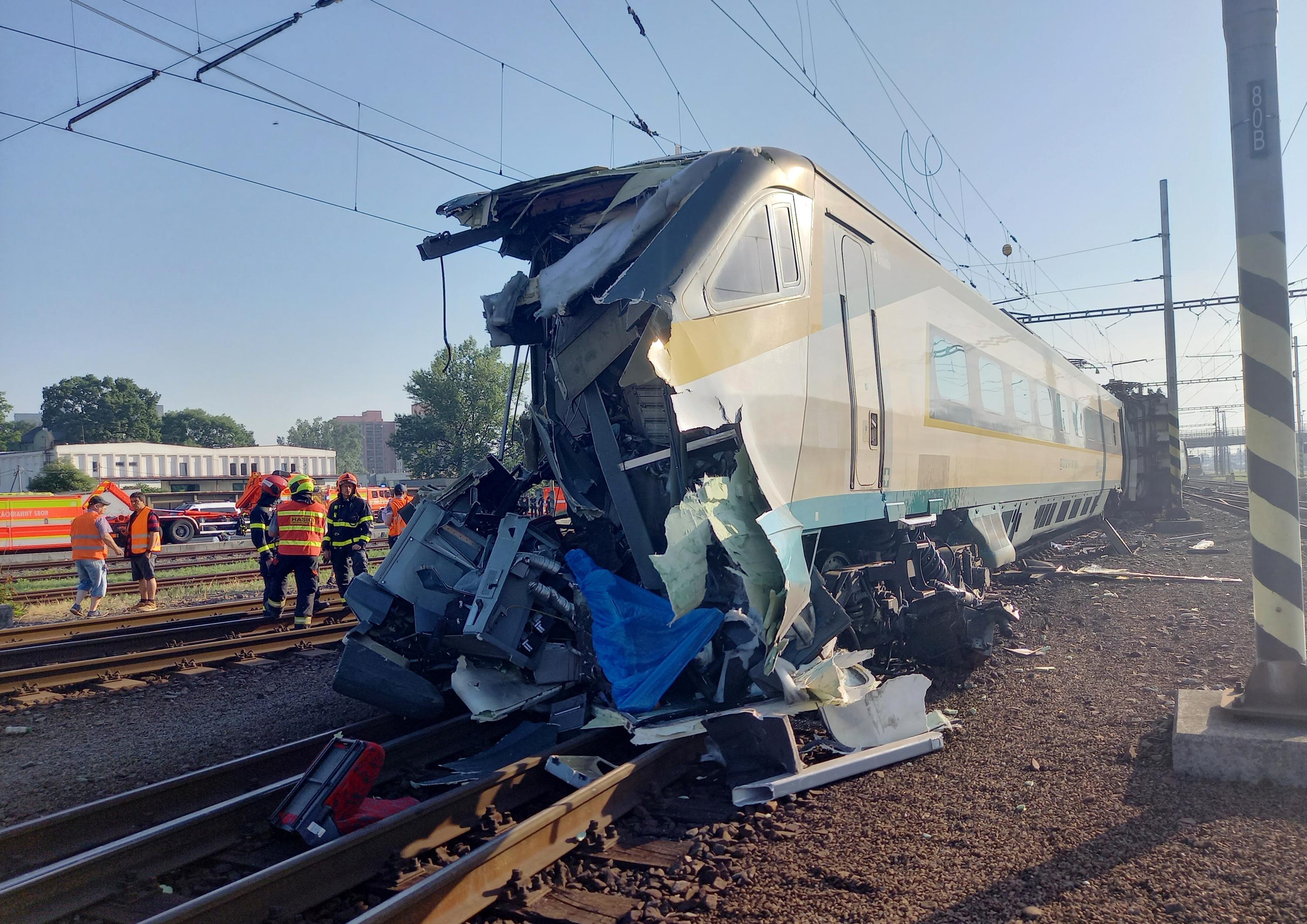 Czech bullet train collides with engine, 1 dead, 5 injured