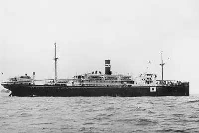 Esta foto proporcionada por el Australian War Memorial muestra el Maru de Montevideo. Un equipo de exploradores anunció que encontró el barco japonés hundido que transportaba prisioneros de guerra aliados cuando fue torpedeado frente a la costa de Filipinas en 1942, lo que resultó en la mayor pérdida marítima de Australia en tiempos de guerra con un total de 1.080 vidas. (Australian War Memorial vía AP)