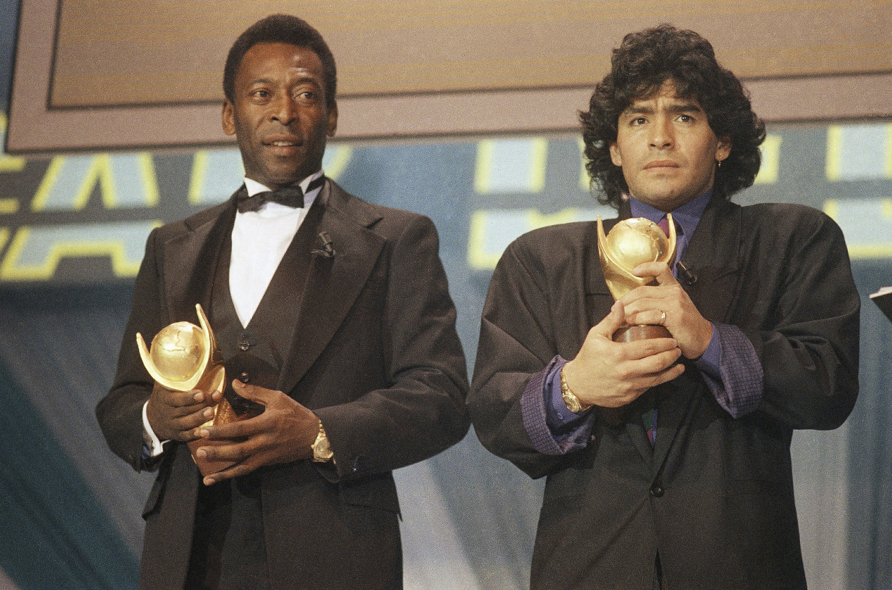 Feuding No More Pele Joins World In Mourning Diego Maradona