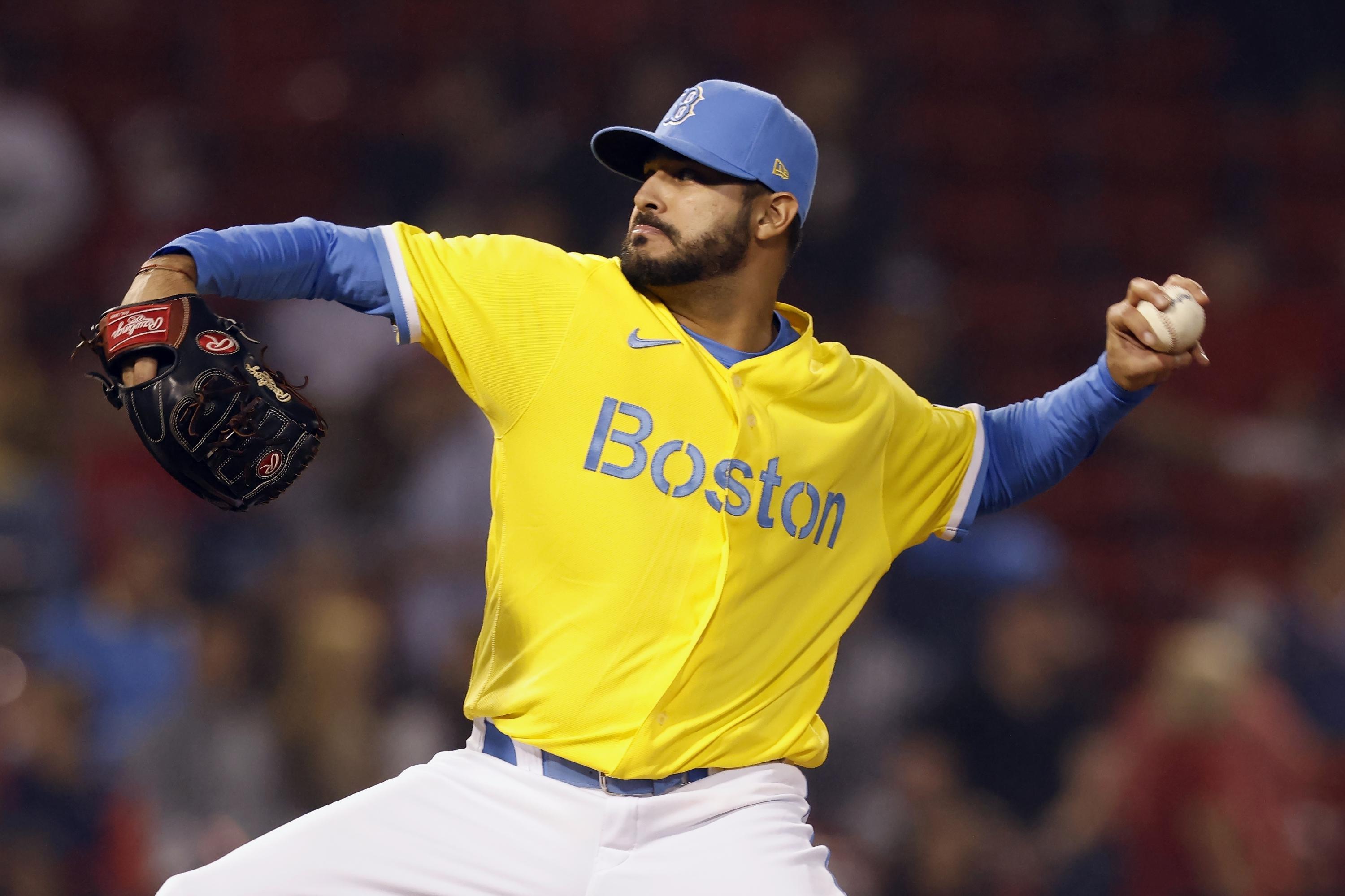 Fuente AP: Rangers listos para reencuentro con el veterano zurdo Pérez