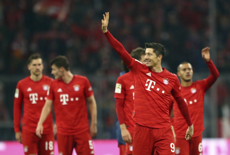 Lewandowski grabs 2 as Bayern crushes Dortmund 4-0