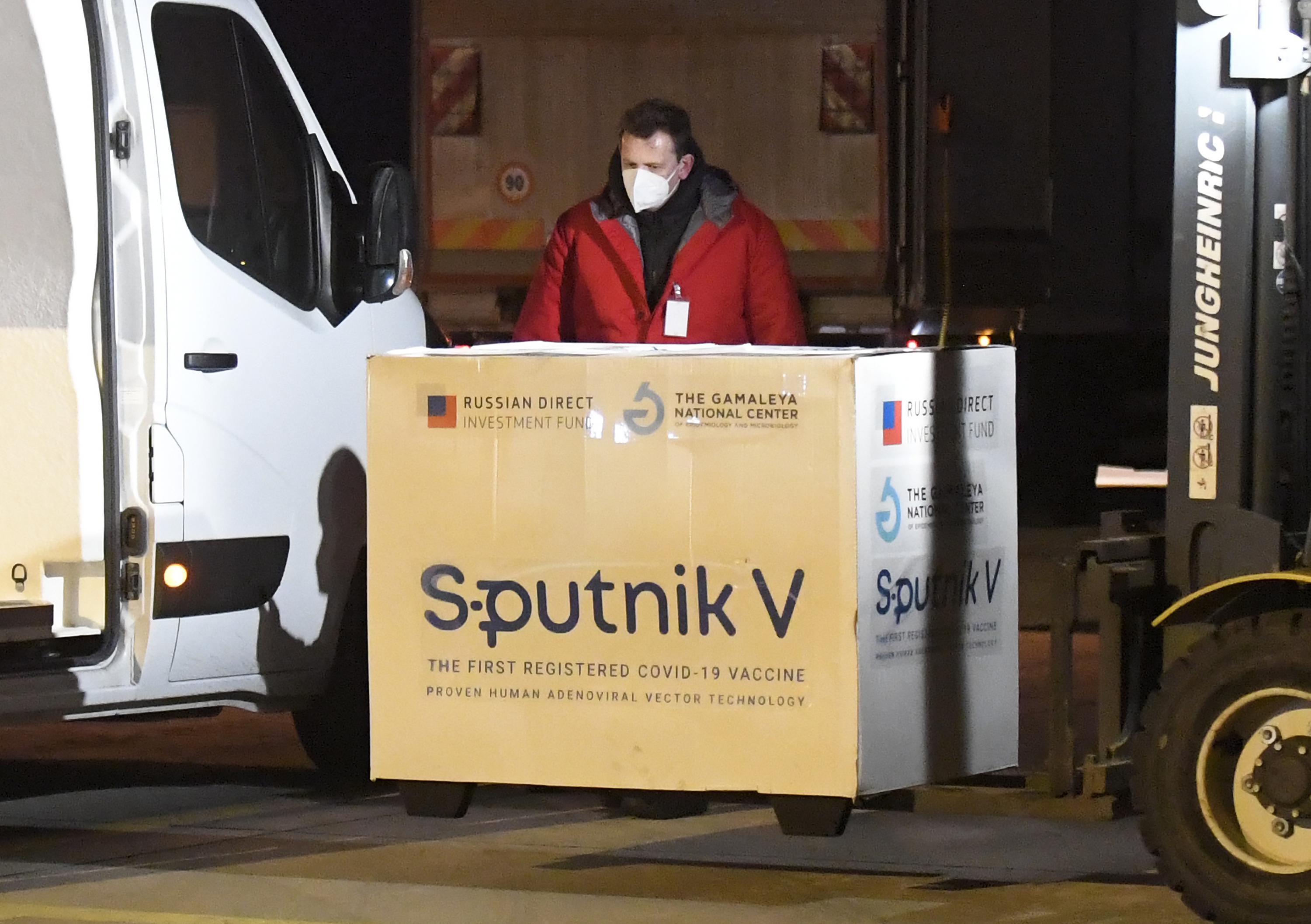 Slovakia becomes 2nd EU country to approve Russia's Sputnik