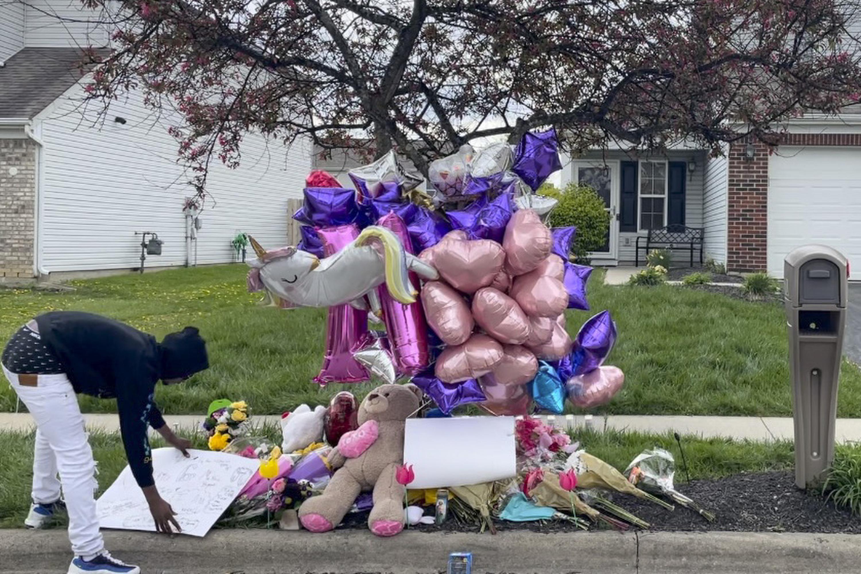 Coroner releases autopsy report on Ohio teen shot by police | AP News
