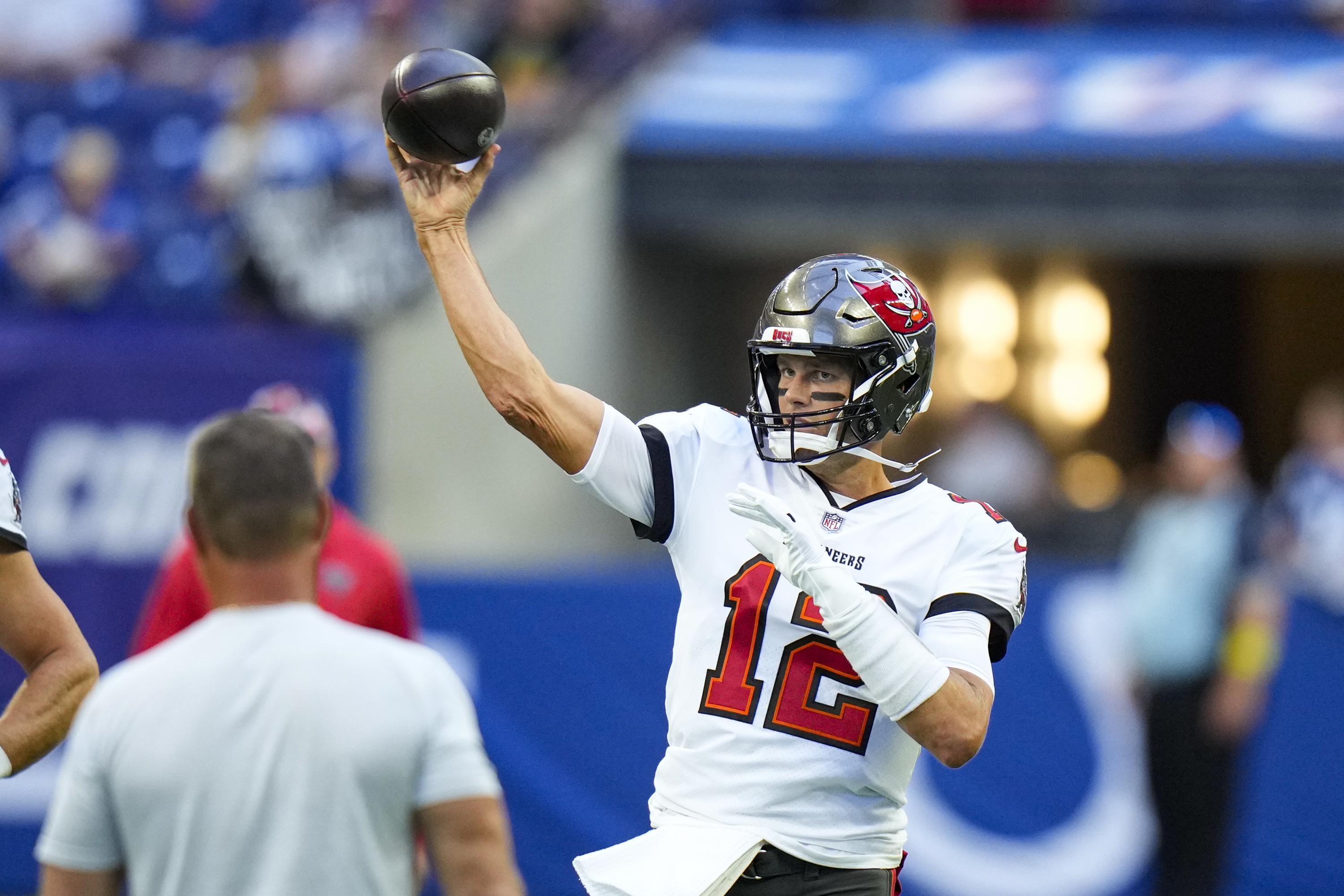 NFC South rivals add QBs as Bucs' Brady keeps rolling at 45 AP News