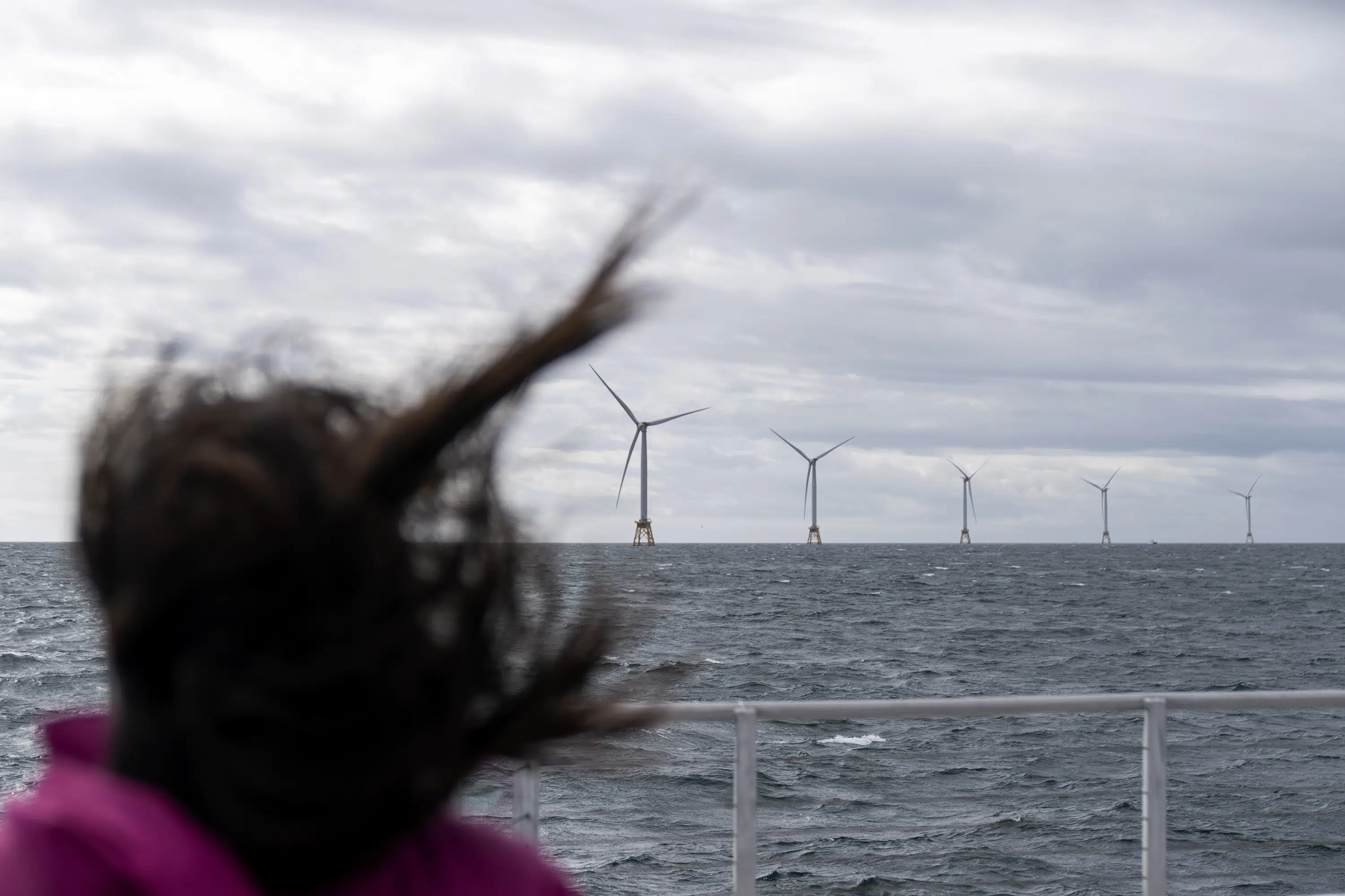 Watch US energy officials release strategy to boost offshore wind – US Latest News Watch US energy officials release strategy to boost offshore wind – US Latest News