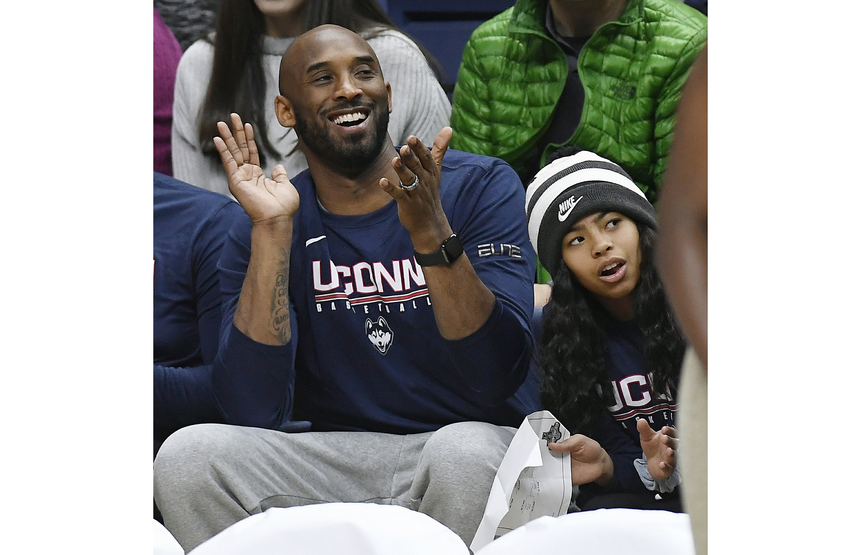 uconn jersey for gianna