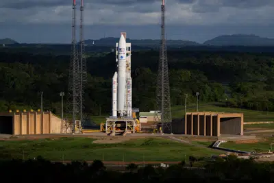 ARCHIVO - En esta fotografía proporcionada por la Agencia Espacial Europea muestra un cohete Ariane 5 en Kourou, Guyana Francesa, el miércoles 12 de abril de 2023. (Stephane Corvaja/ESA via AP)