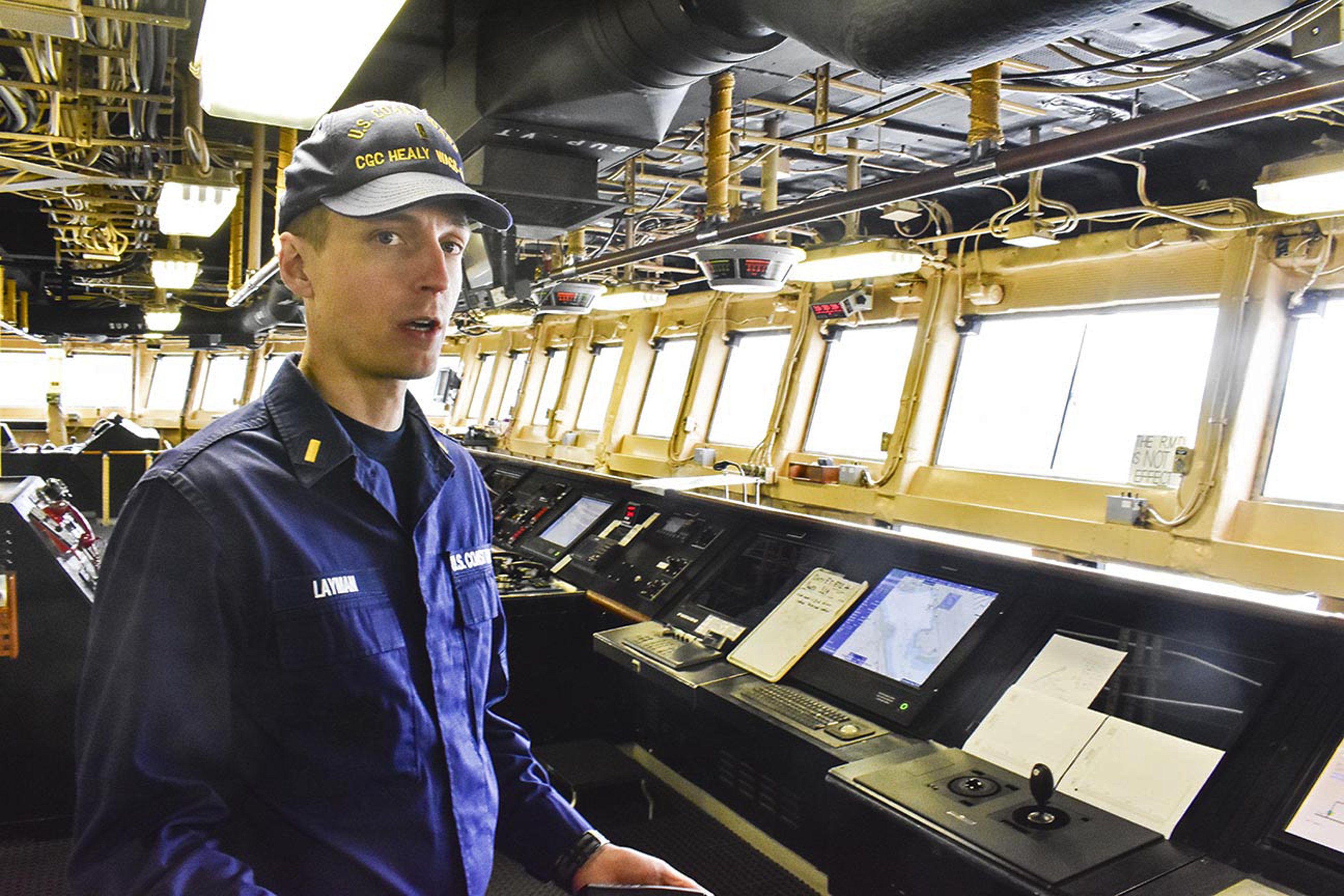 1-of-a-kind Coast Guard icebreaker visits Juneau on way home - Associated Press