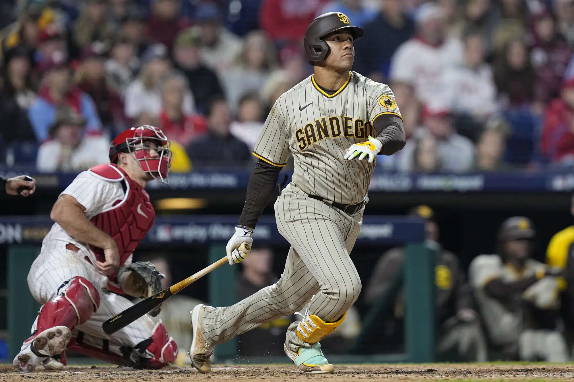 33 players left in arbitration as 170 reach agreements | AP News