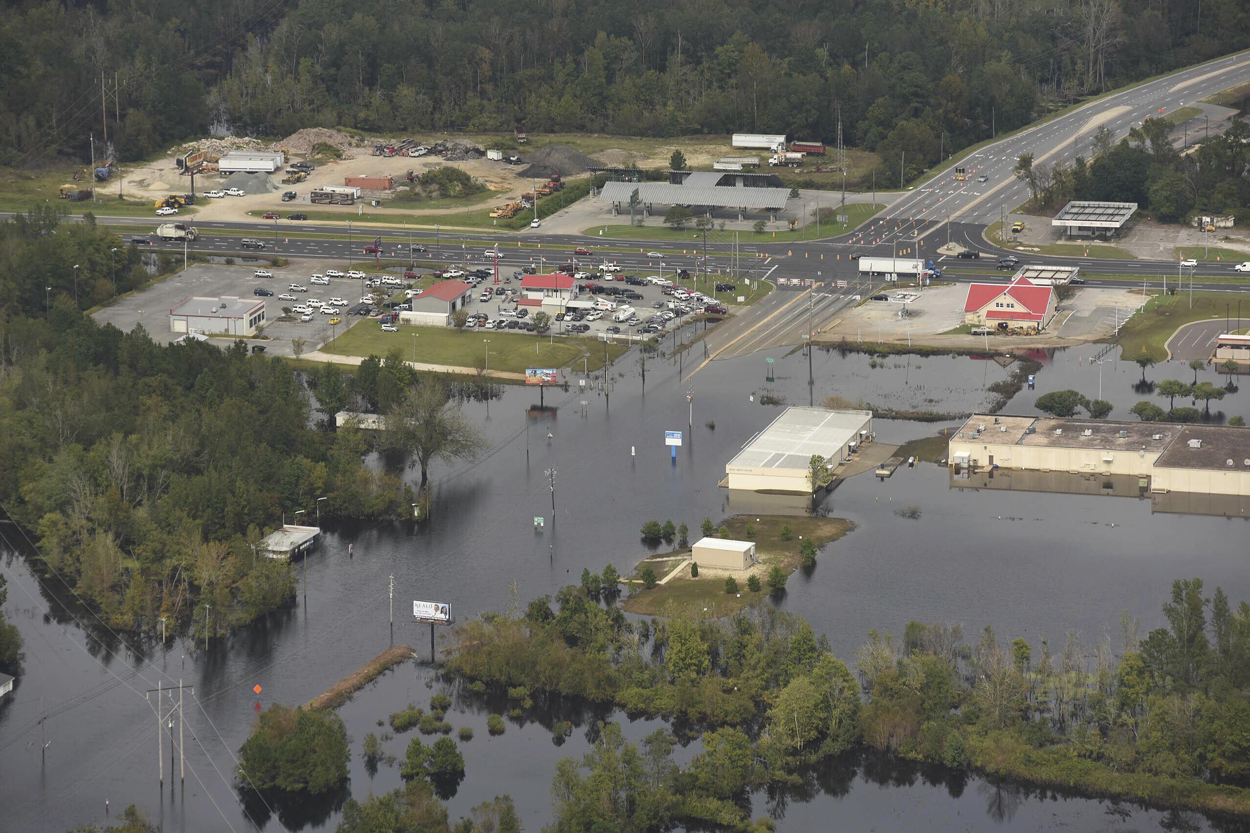 Housing market slows retreat from rising seas, bigger storms