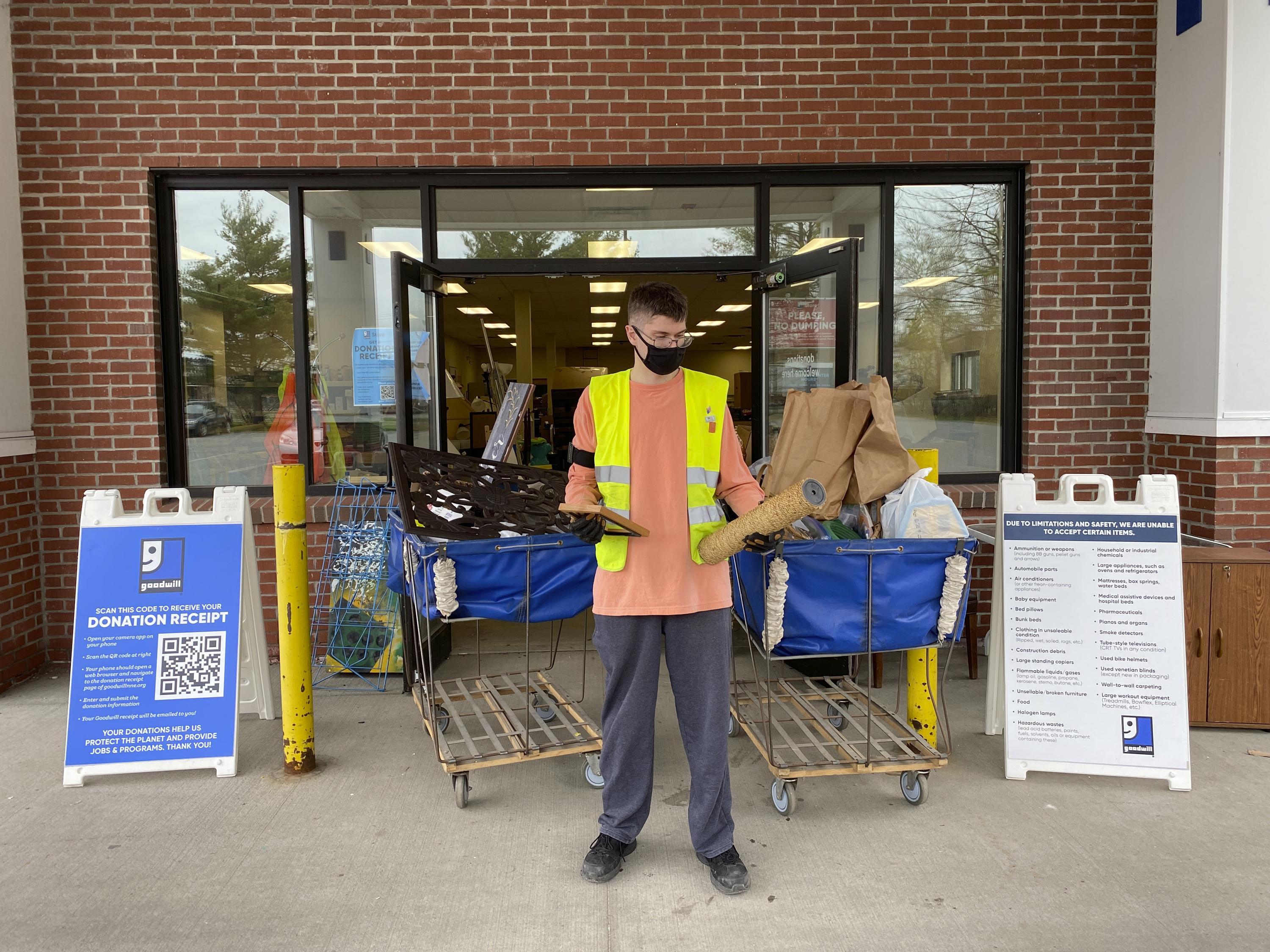 Time change among fine details at thrift store, Local News