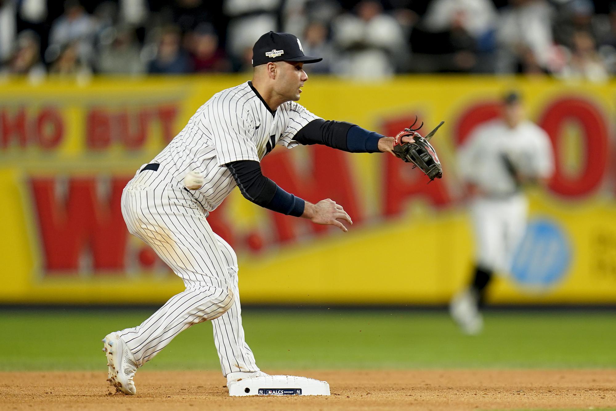 Kiner-Falefa agrees to $6.1M deal with Yanks, Trivino $4.1M | AP News