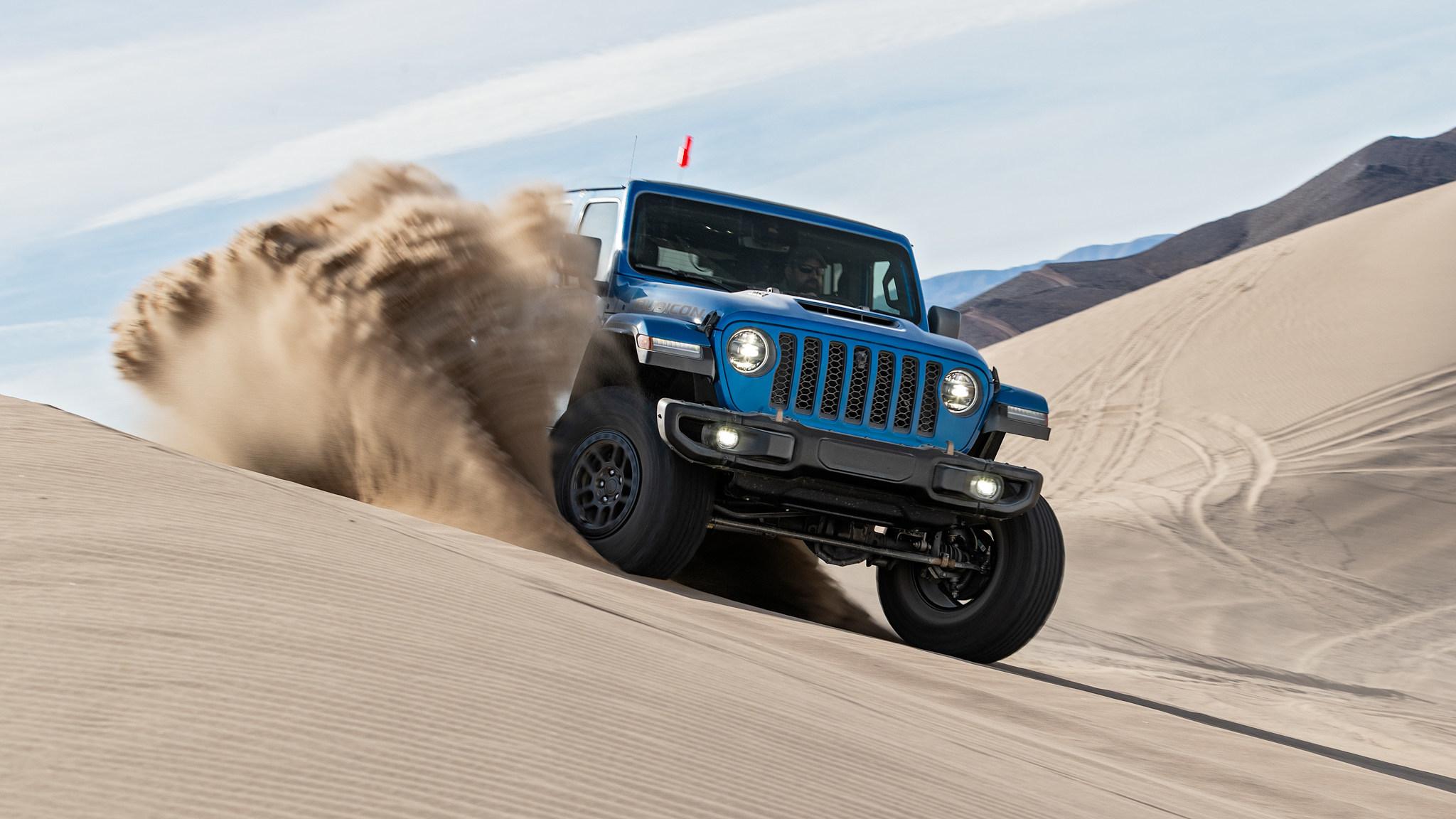 Jeep® Wrangler Rubicon 392 Wins Four Wheeler '2022 SUV of the Year' | AP  News
