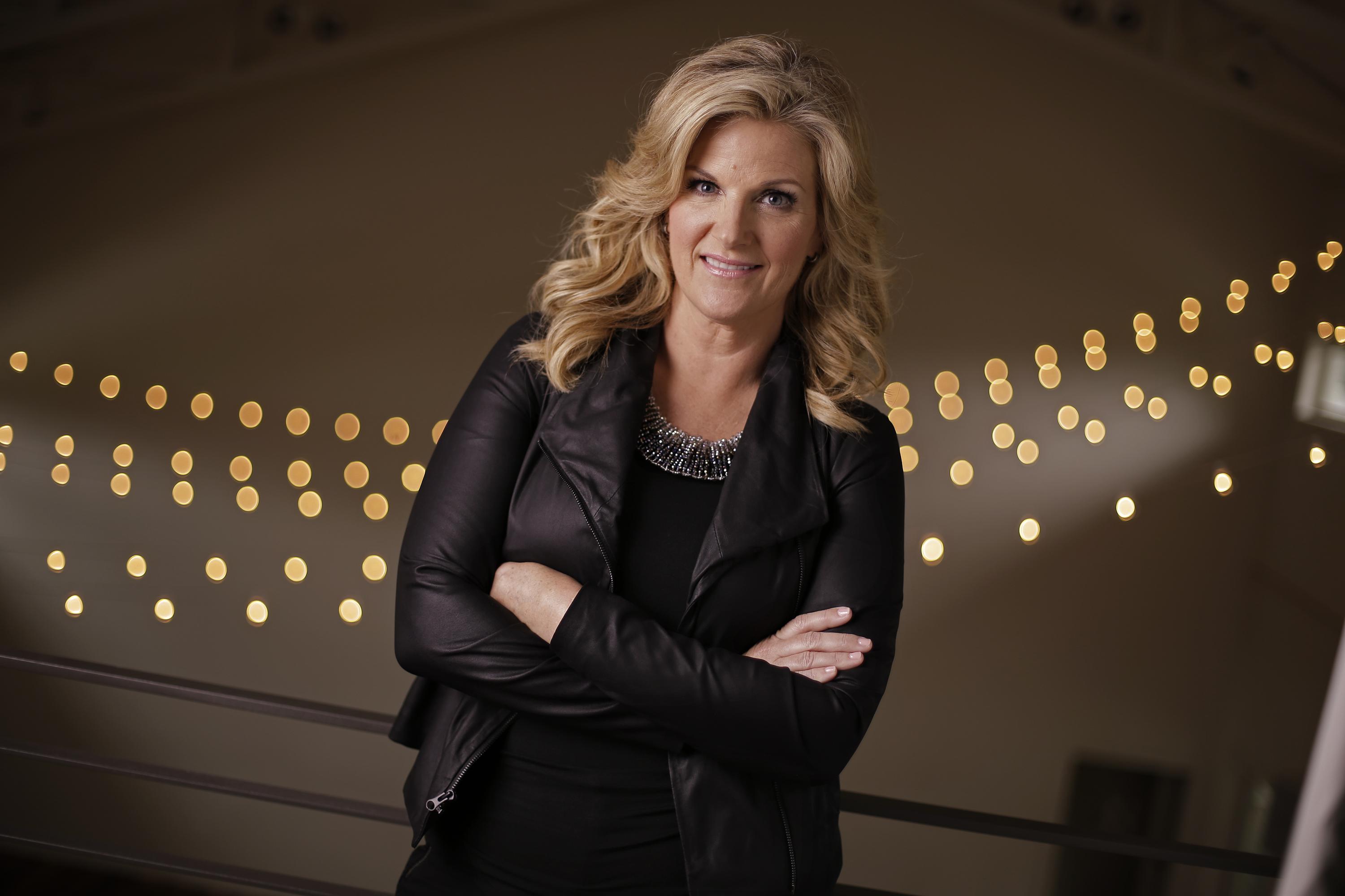 Trisha Yearwood announces new album, cookbook