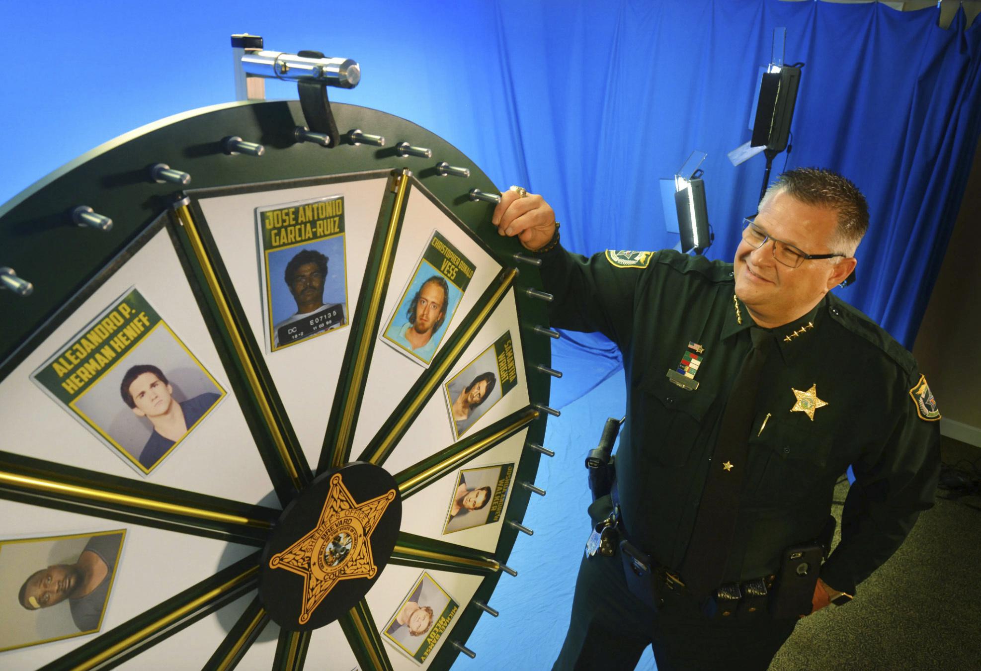 Sheriff accused of pressuring candidates to drop races - The Associated Press - en Español