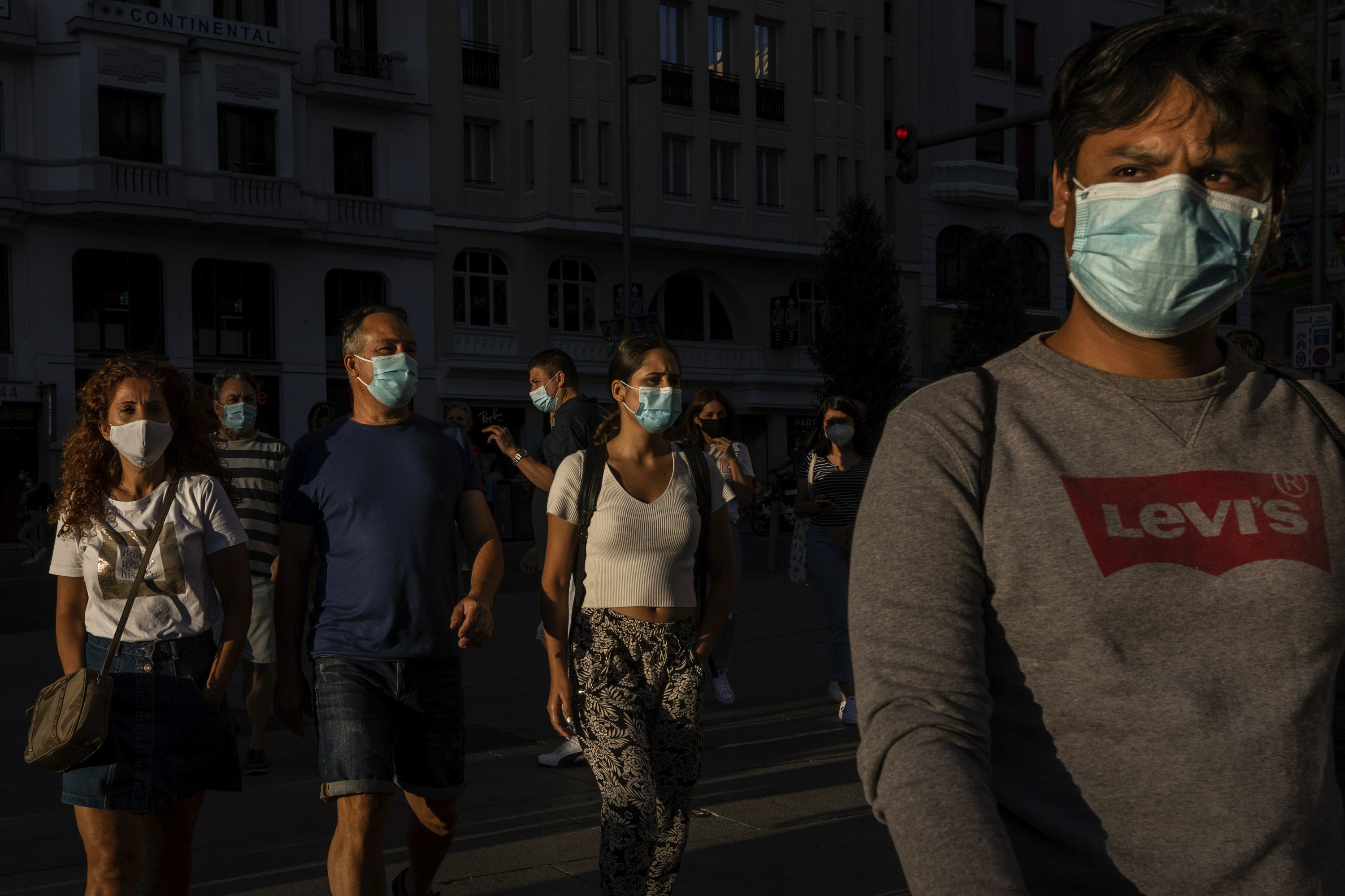 The Latest: Global coronavirus cases top 25 million - The Associated Press