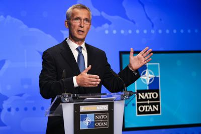 ARCHIVO - En imagen de archivo del viernes 20 de agosto de 2021, el secretario general de la OTAN, Jens Stoltenberg, ofrece una conferencia de prensa en línea desde la sede de la organización, en Bruselas. (AP Foto/Francisco Seco, Pool, archivo)