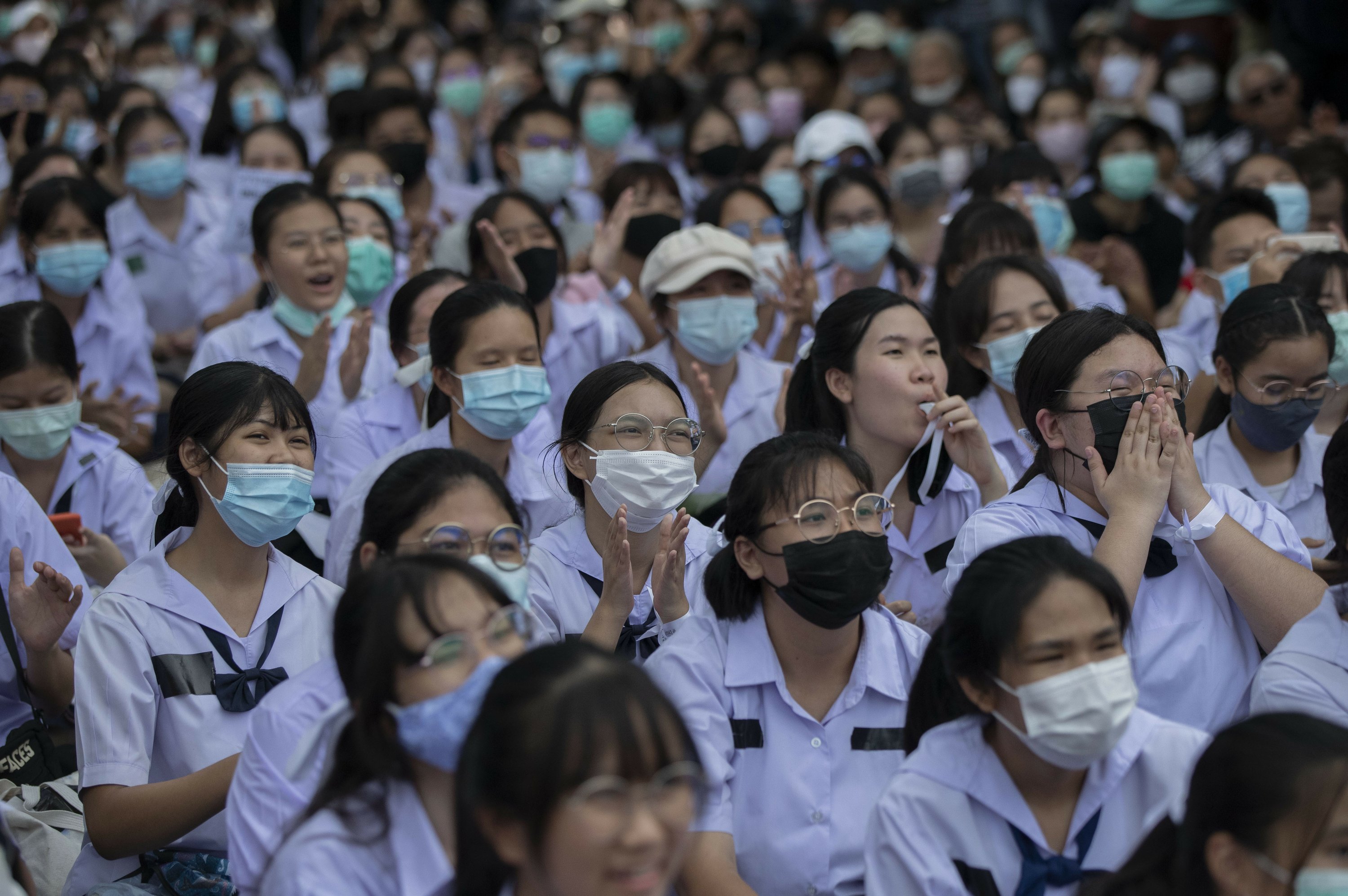 Students thailand. Образование в Восточной Азии. Thailand student. Radical Reform.