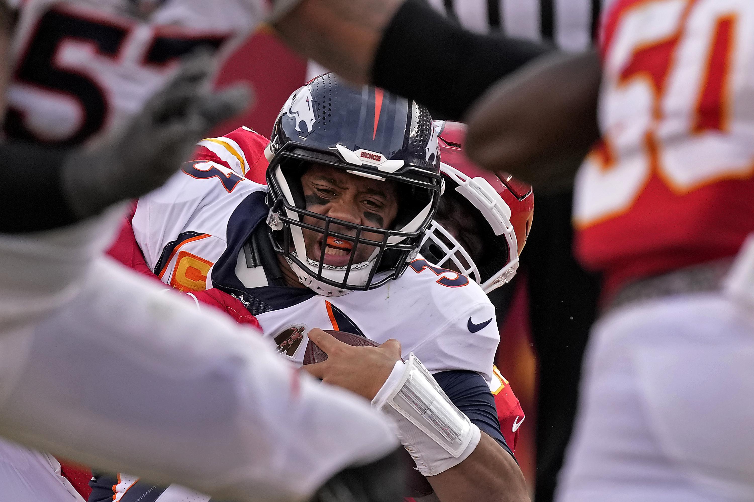 Rosburg, Broncos try to move on from officiating in KC | AP News