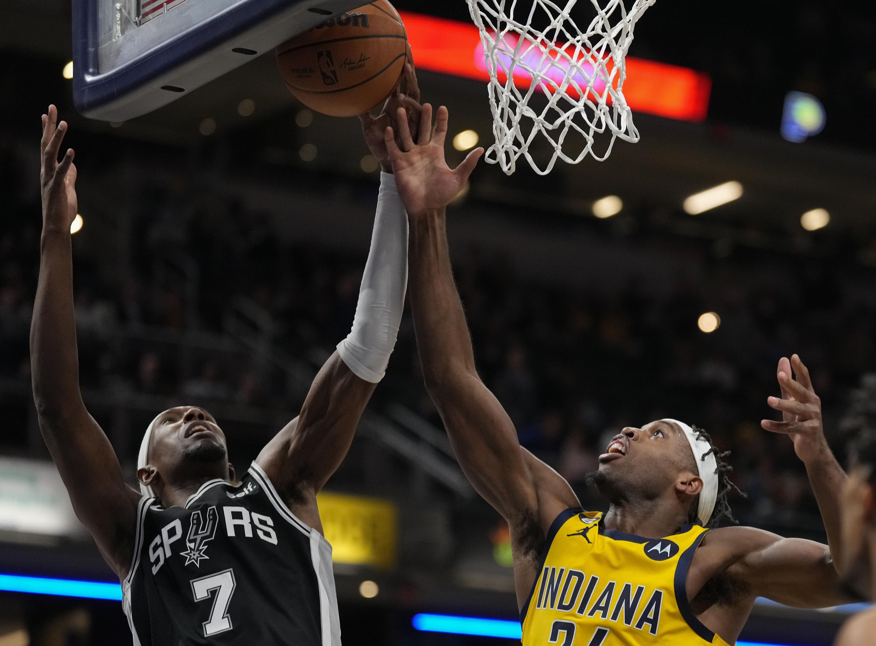 spurs-sobreviven-a-ofensiva-final-y-vencen-137-134-a-pacers-ap-news
