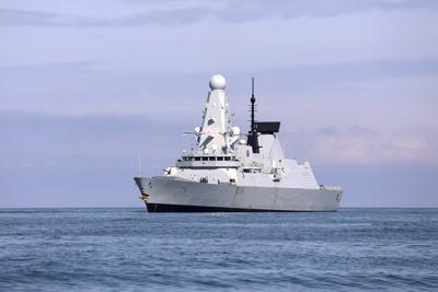 El buque de guerra británico  arrives at the port of  en el puerto de Batumi, Georgia, el 26 de junio del 2021. Foto facilitada por el Ministerio del Interior de Georgia.  (Ministerio del Interior de Georgia via AP, File)