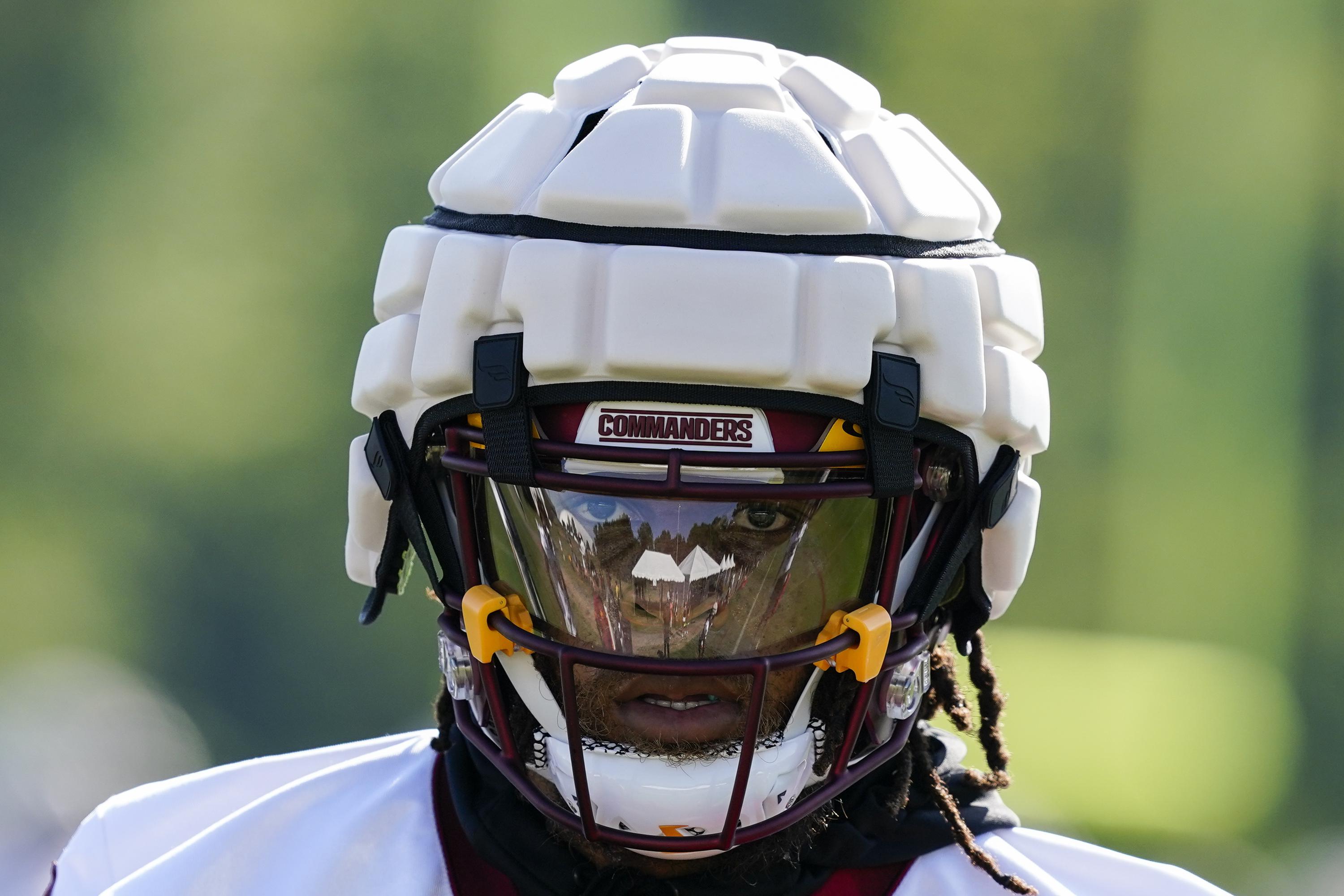 NFL Hopes To Reduce Head Injuries With Helmet Experiment AP News
