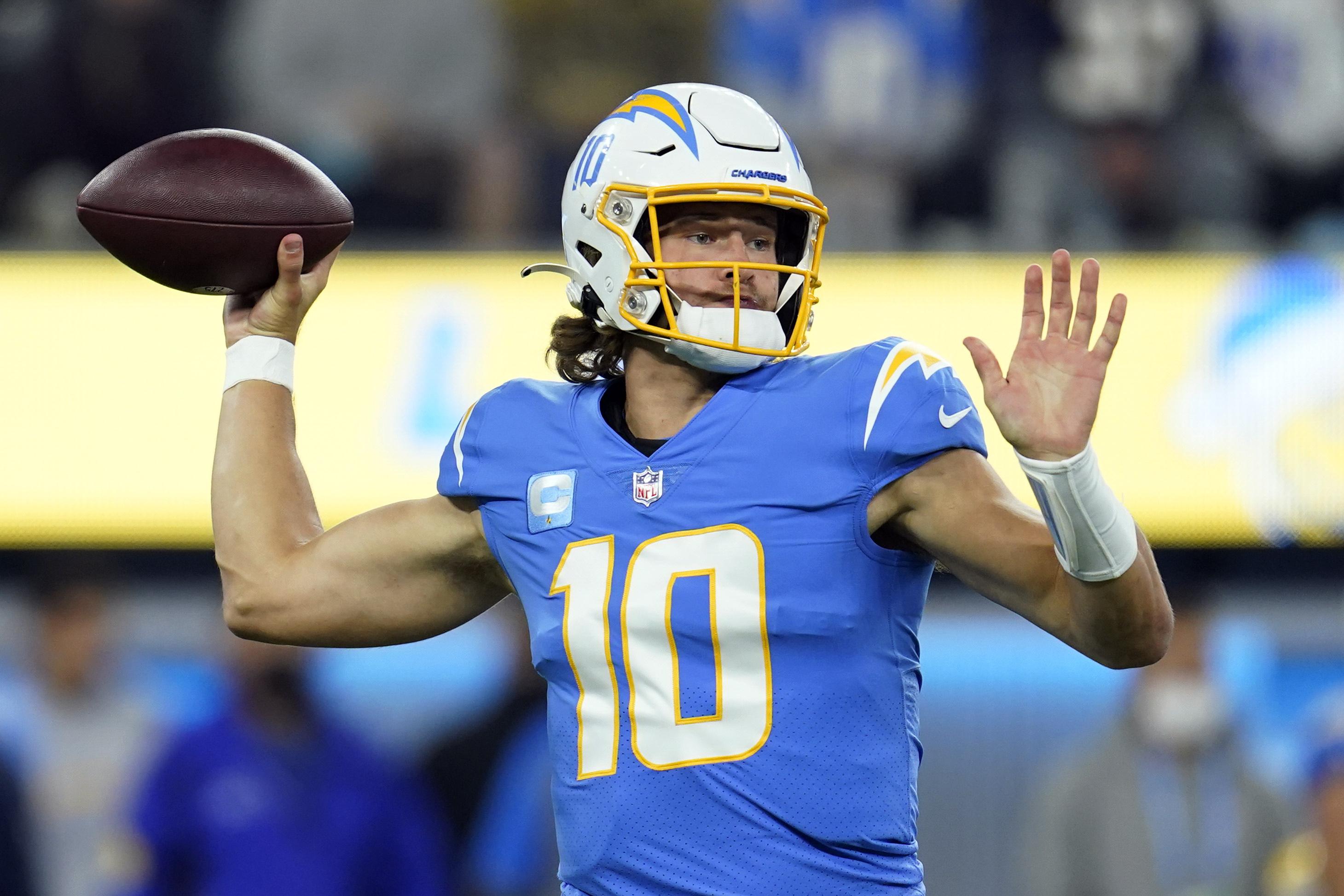 FANTASY PLAYS: Players to start and sit for NFL Week 16 | AP News