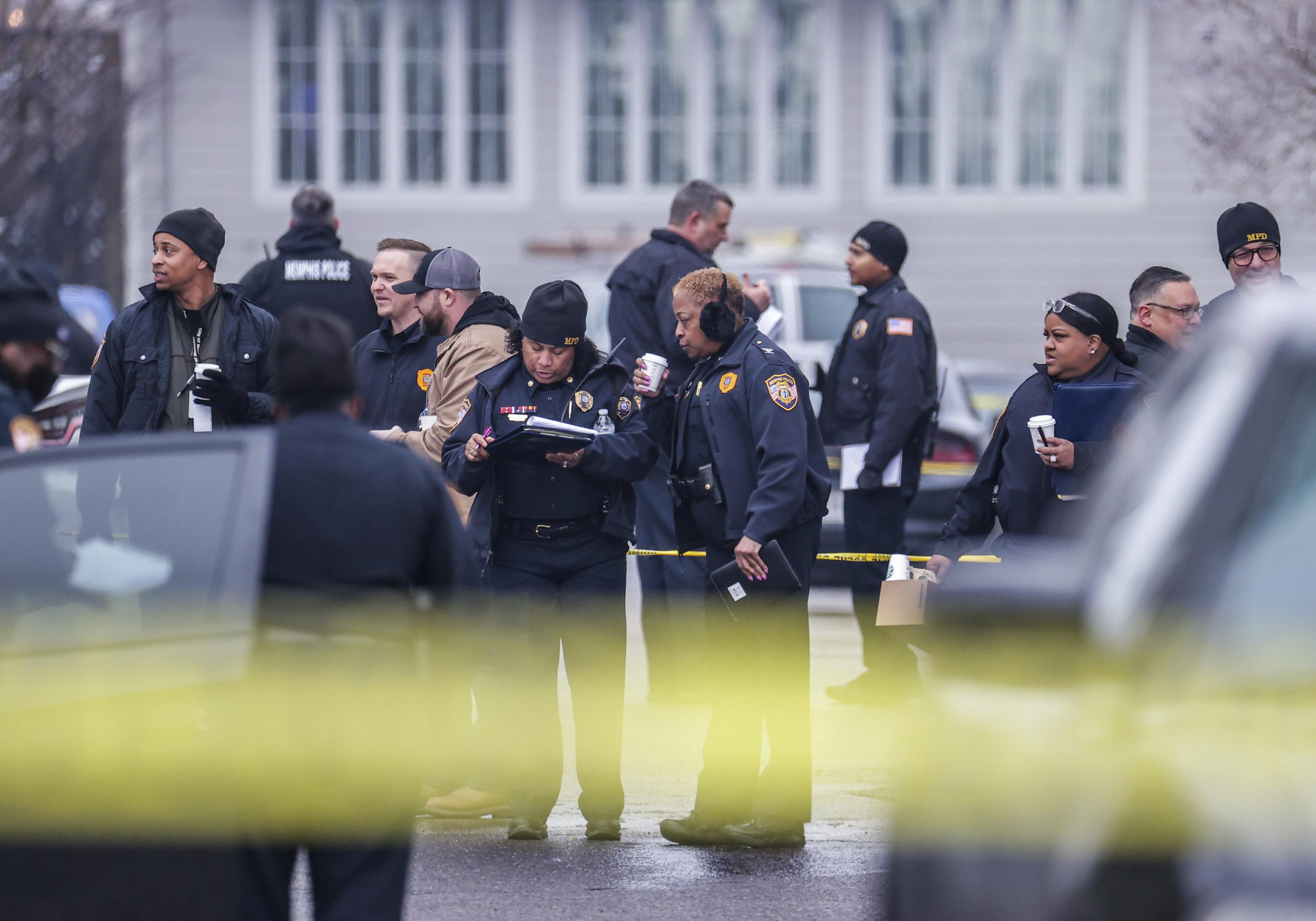 1 dead, officer wounded in shooting at Memphis library | AP News