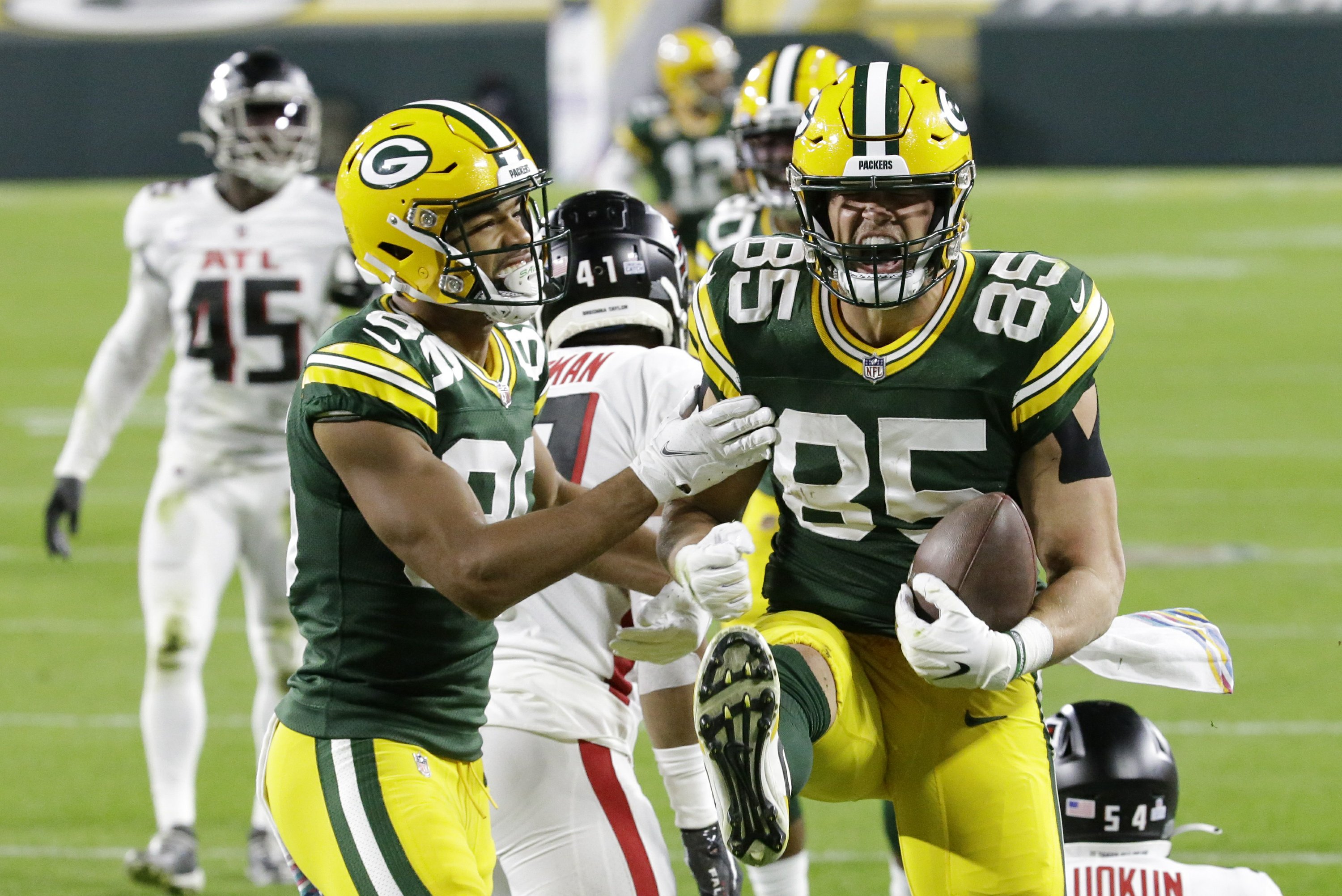 Packers look more dominant as they enter bye week unbeaten AP News