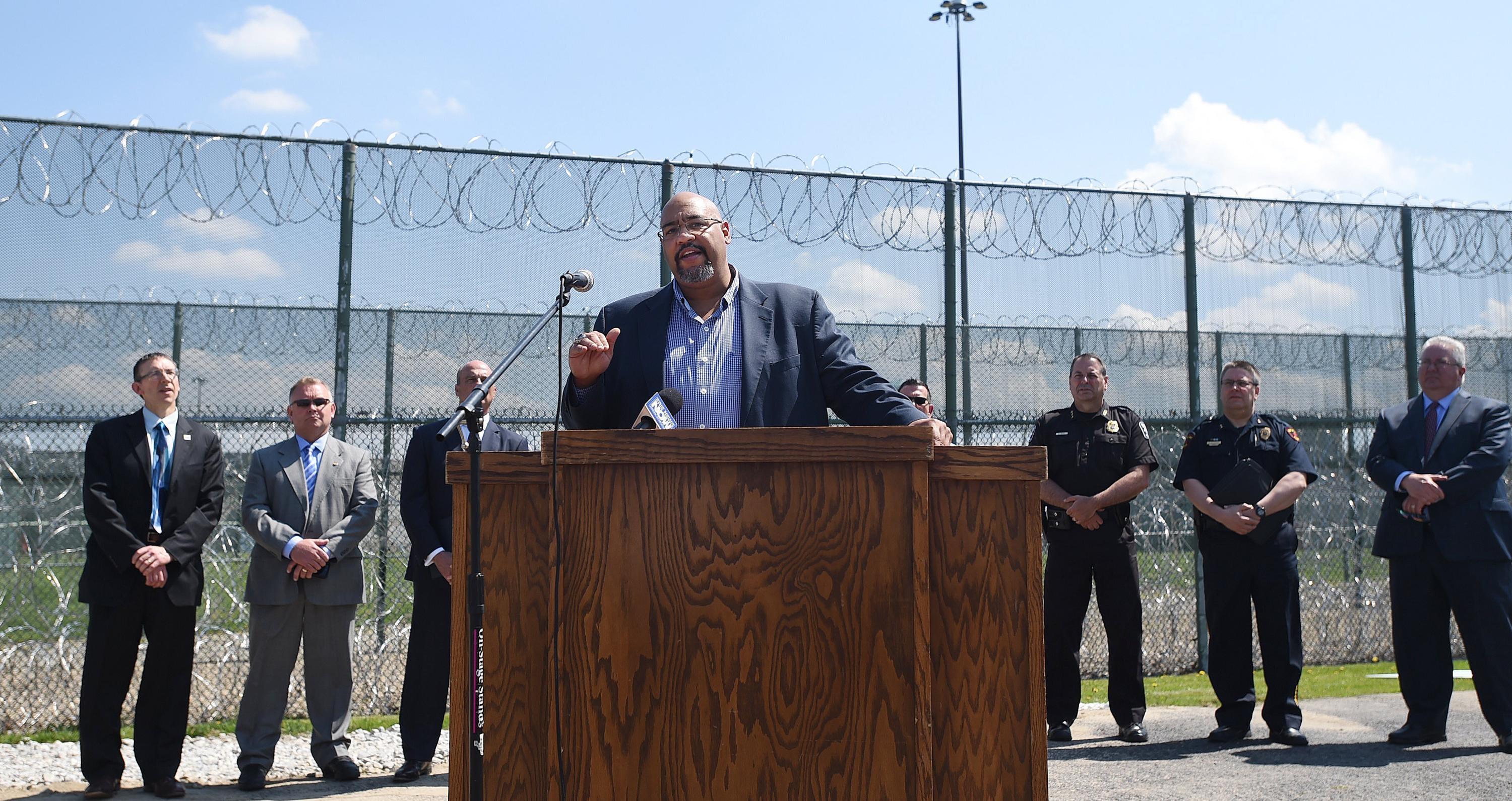 PA Prisons Release Dashboard Tracking Race Populations AP News   3000 