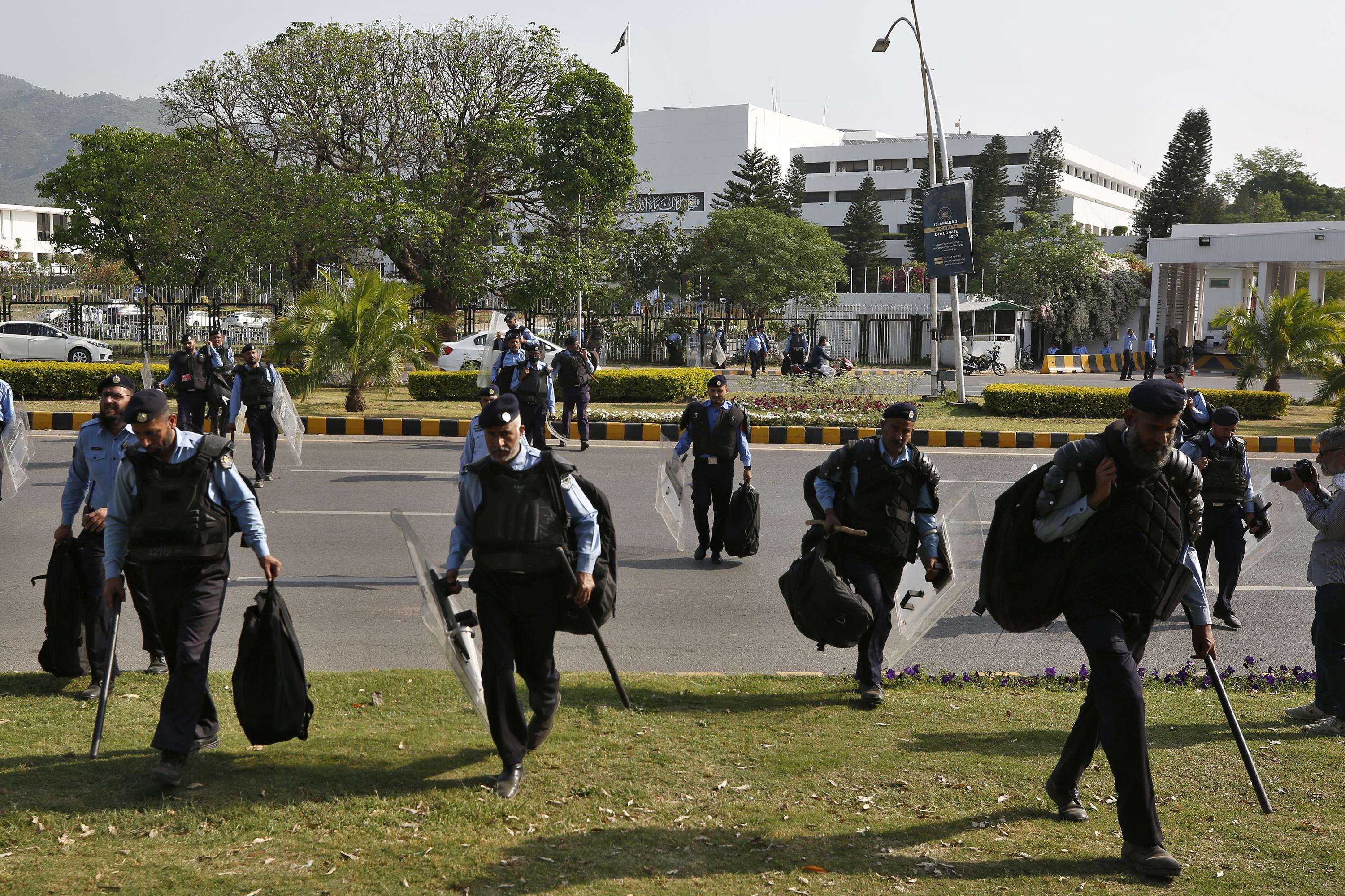 Federal crackdown in Khyber Pakhtunkhwa as governor's rule takes hold