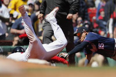 Xander Bogaerts, Red Sox met for the first time since the