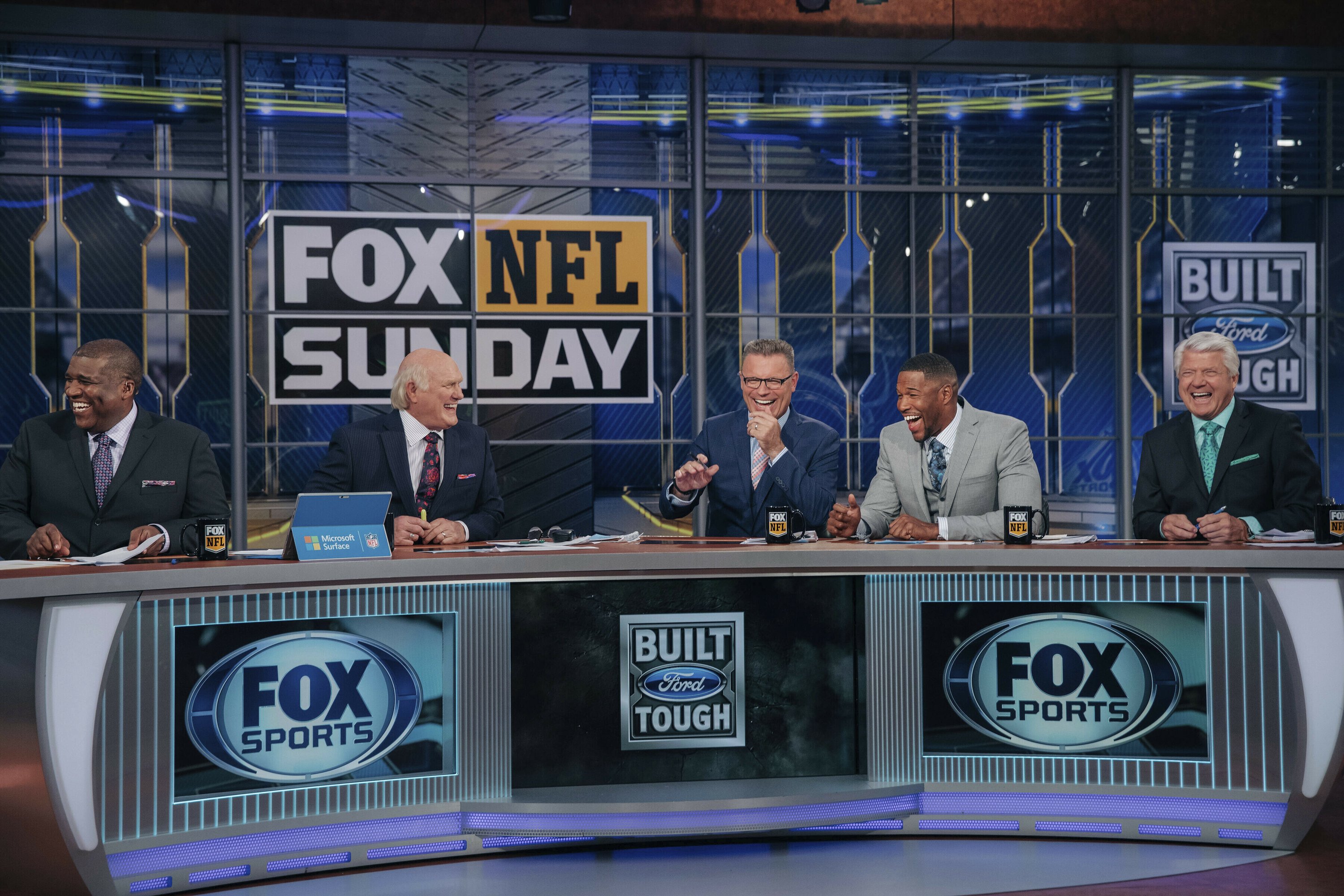 Foxs Nfl Pregame Show Takes Place In Broadcast Hall Of Fame