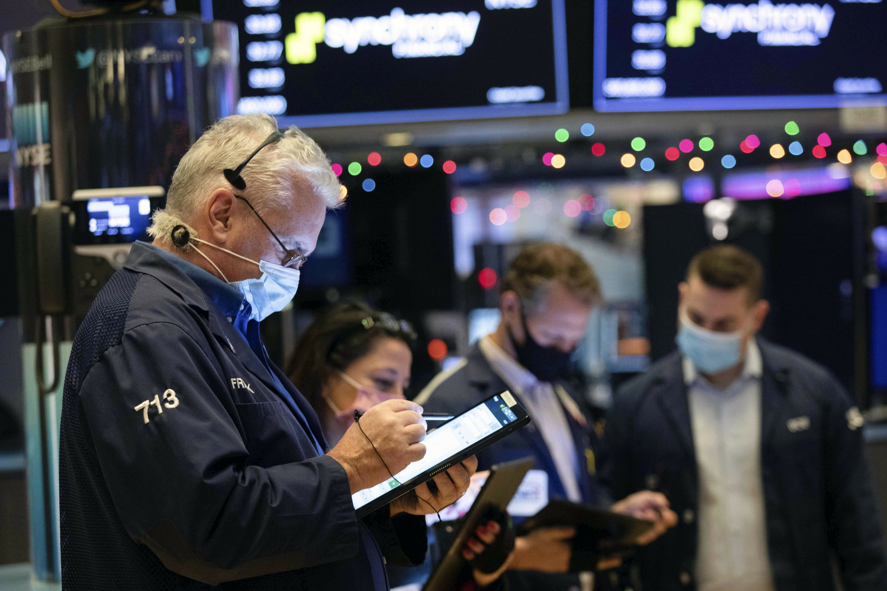 Wall Street cierra con maximos históricos ante vacuna