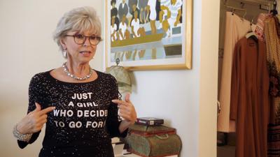 En esta imagen difundida por Roadside Attractions, Rita Moreno en una escena del documental "Rita Moreno: Just a Girl Who Decided to Go for It". (Roadside Attractions vía AP)