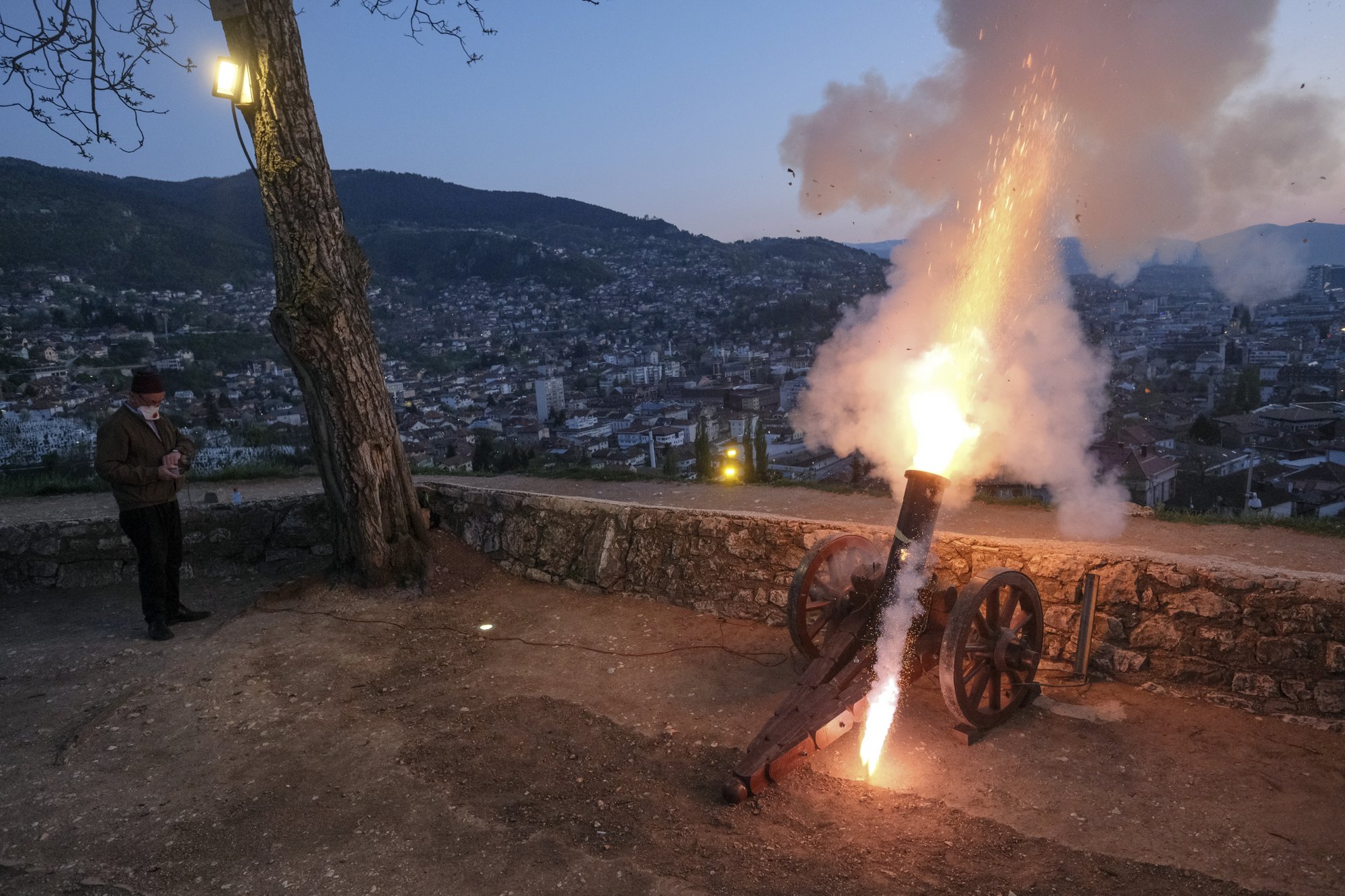 News about - In photos: Ramadan around the world during COVID-19 pandemic