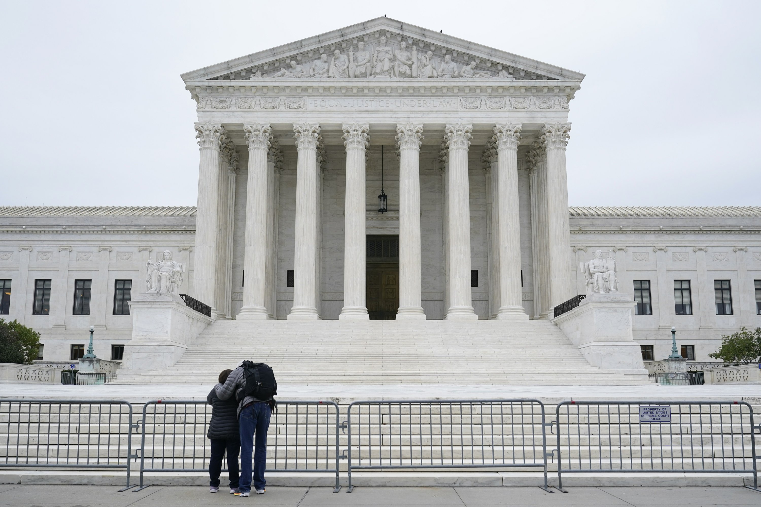 Supreme Court issues flurry of last-minute election orders