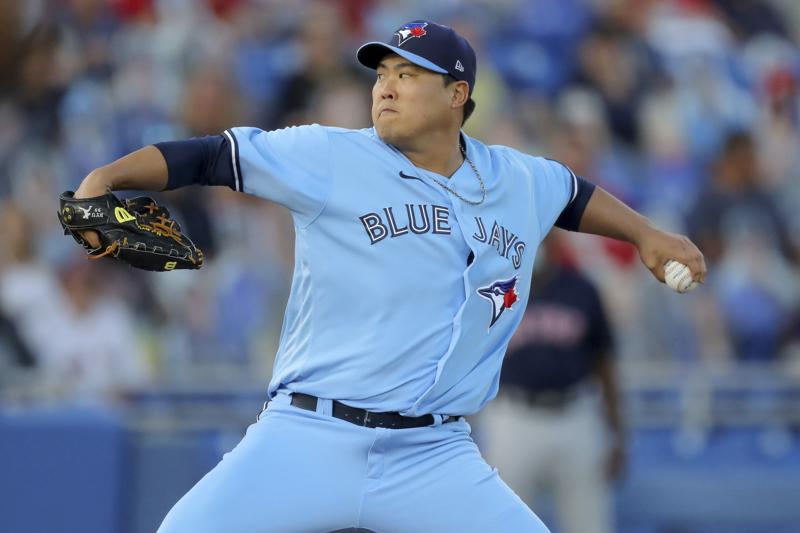 Ryu Pitches 7 Masterful Innings Blue Jays Beat Red Sox 8 0